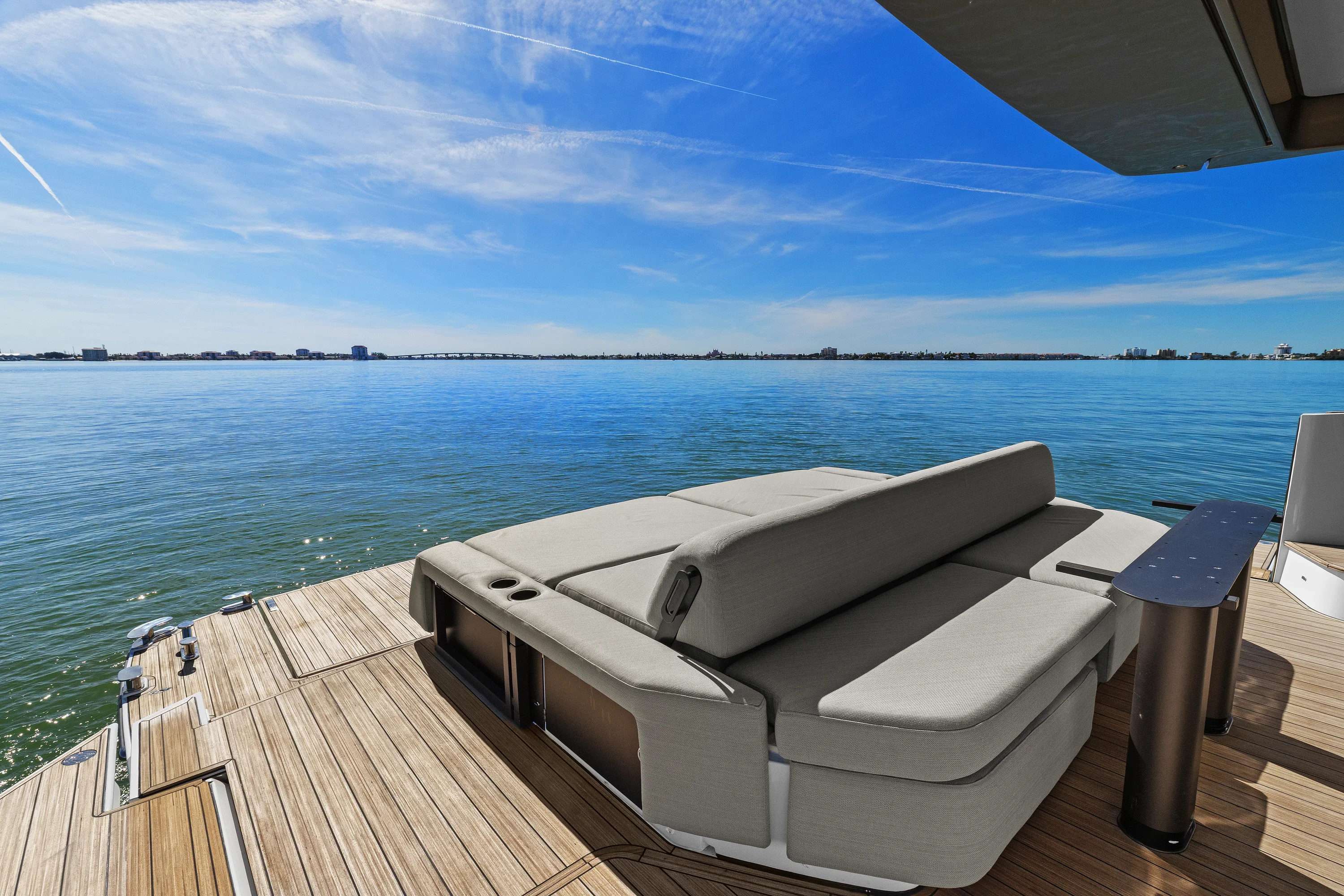 2026 Azimut Seadeck 6 Image Thumbnail #40