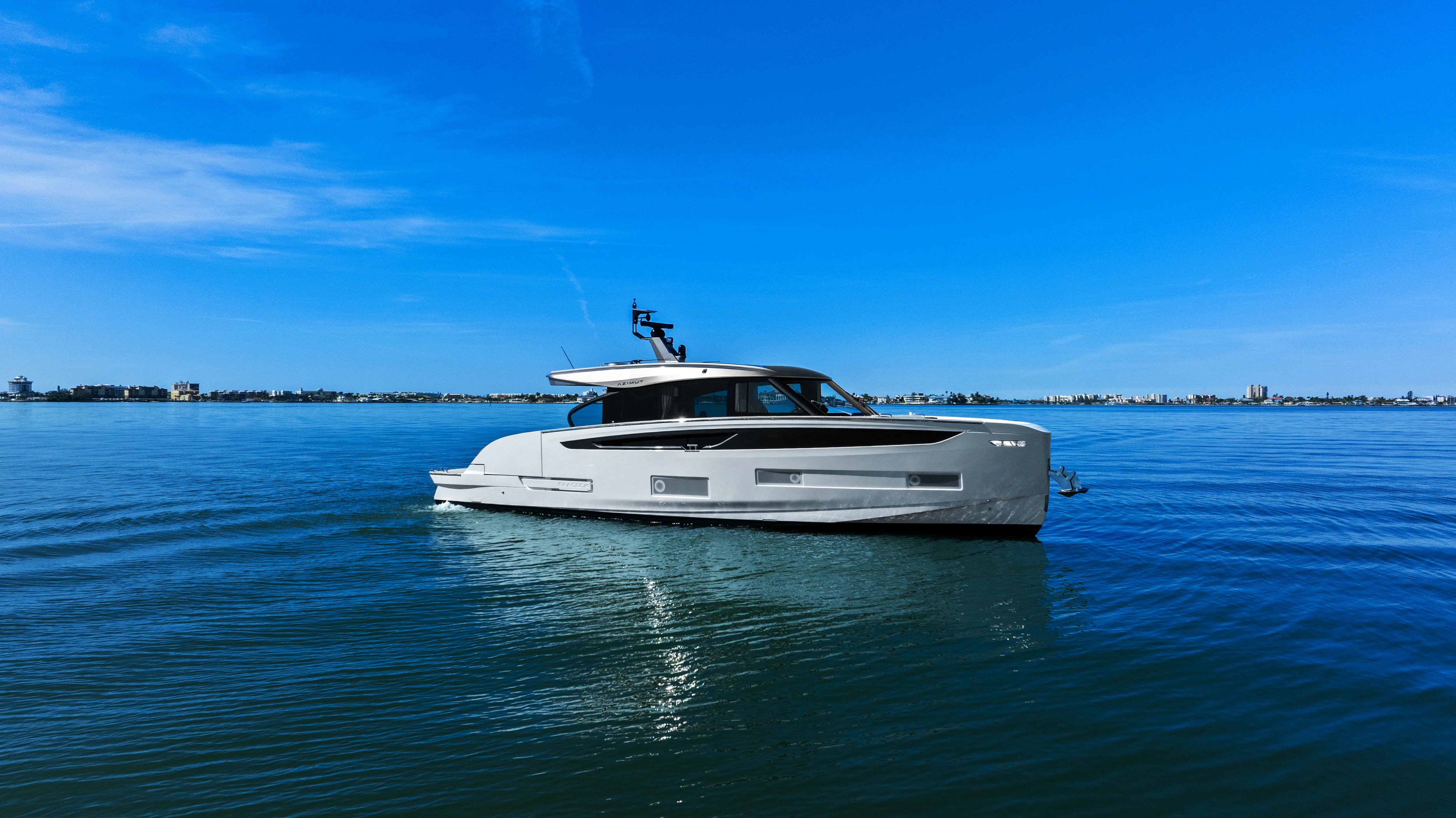 2026 Azimut Seadeck 6 Image Thumbnail #12