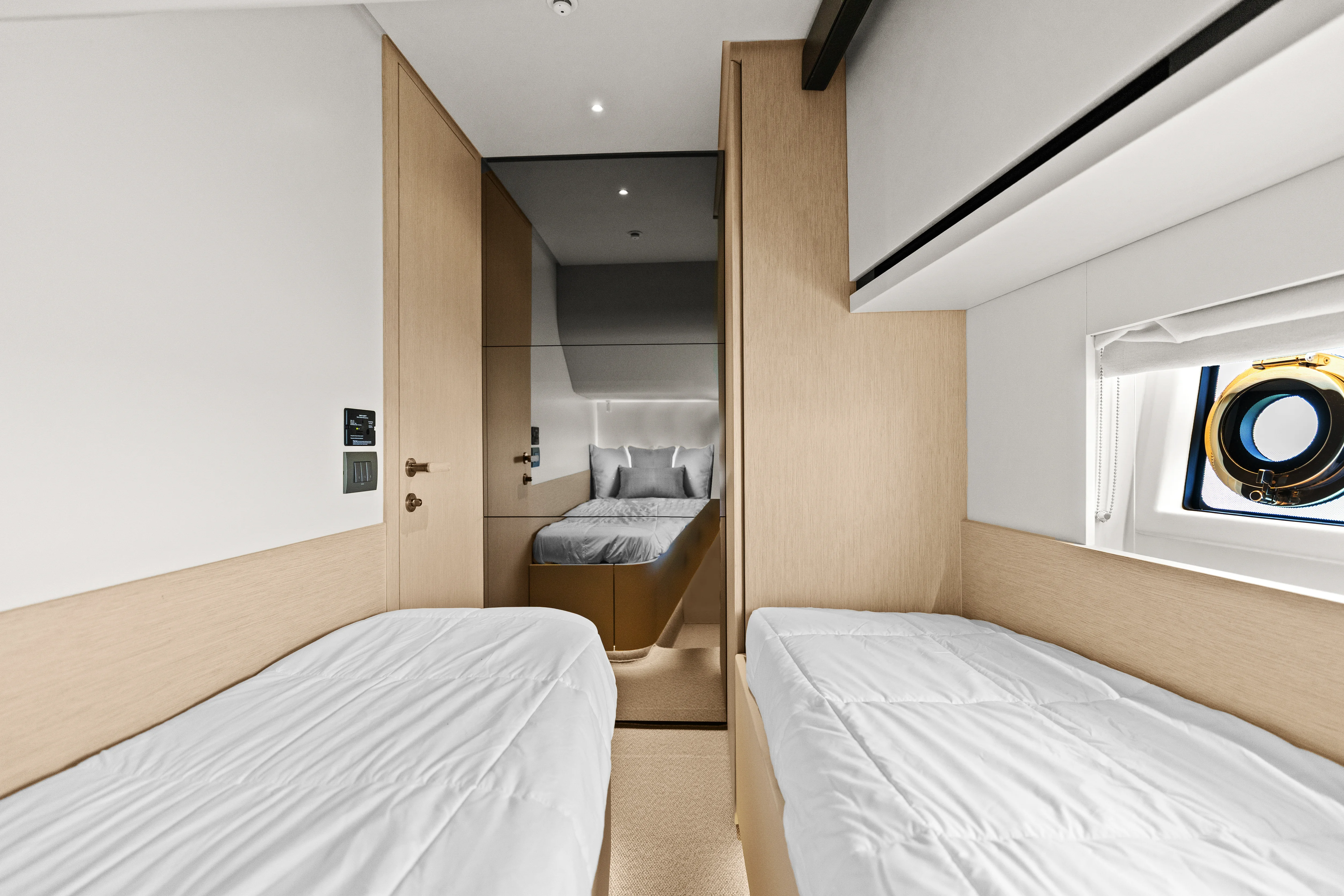 2026 Azimut Seadeck 6 Image Thumbnail #83