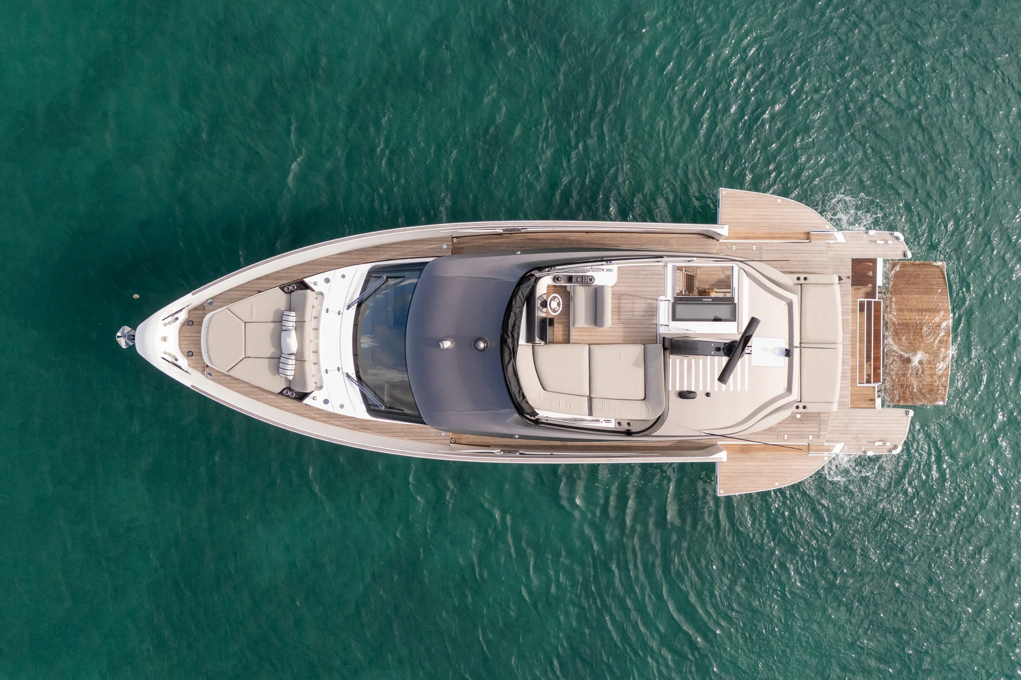 2026 Azimut Seadeck 6 Image Thumbnail #14