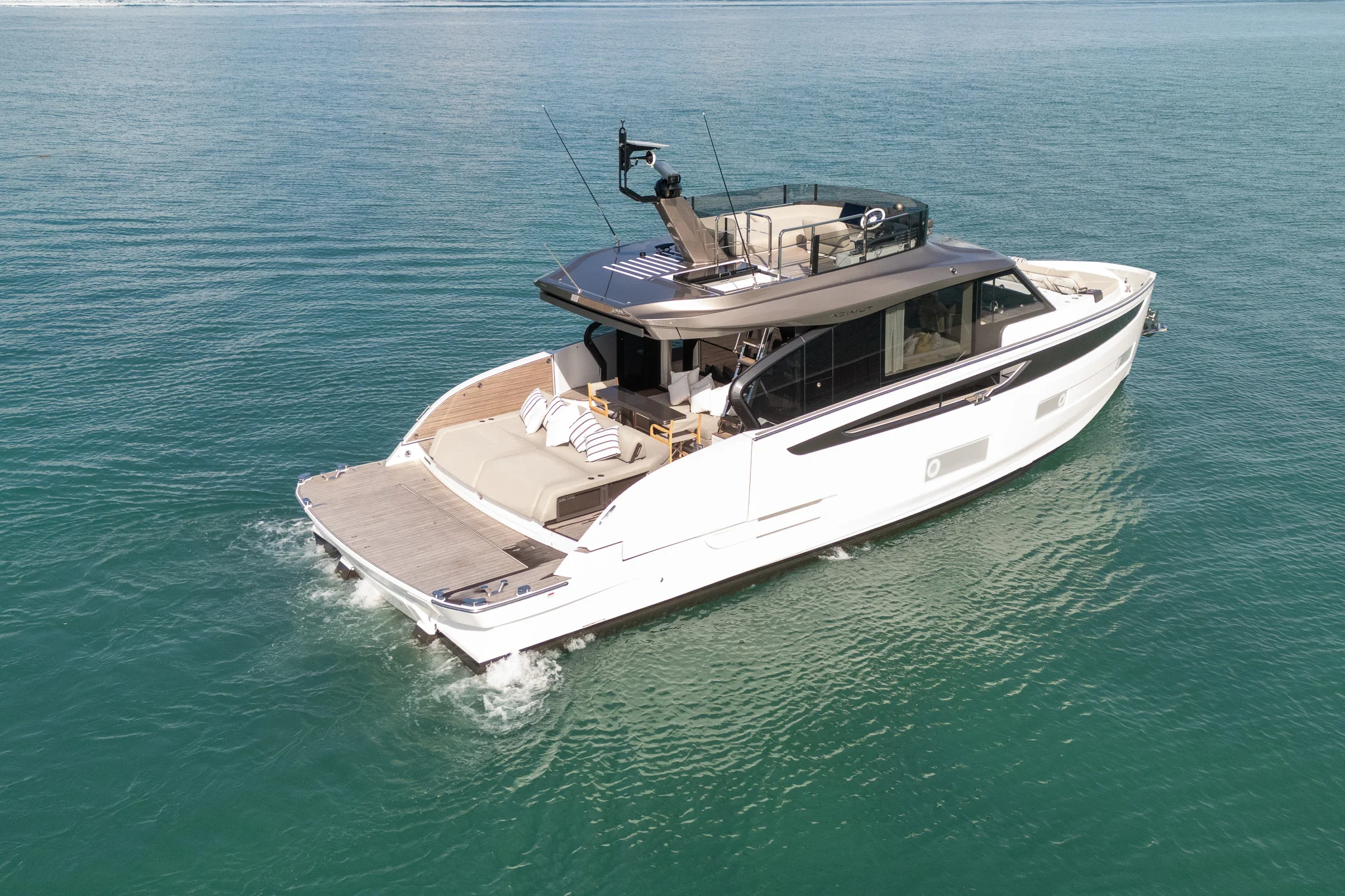 2026 Azimut Seadeck 6 Image Thumbnail #2