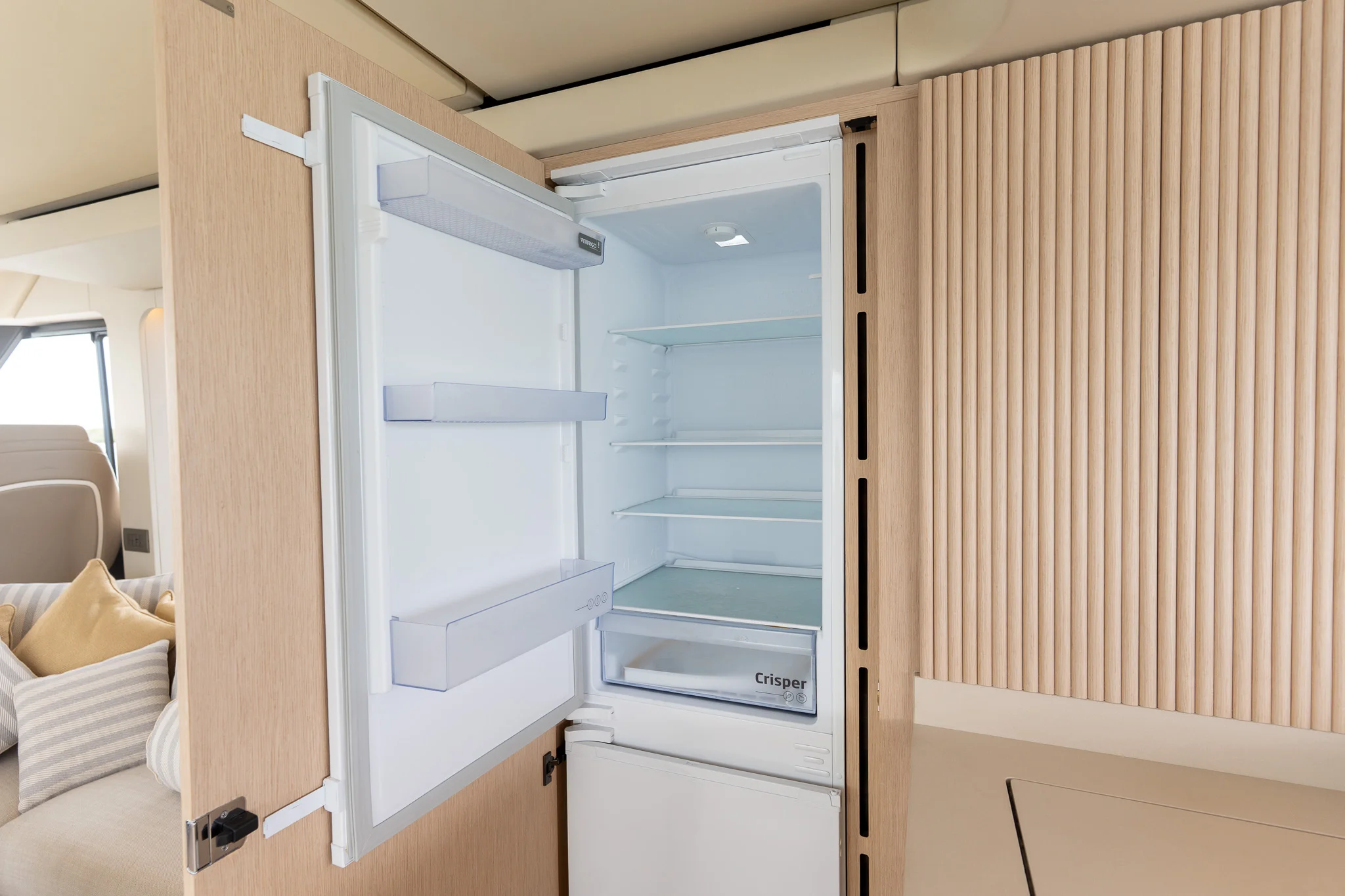 2026 Azimut Seadeck 6 Image Thumbnail #31