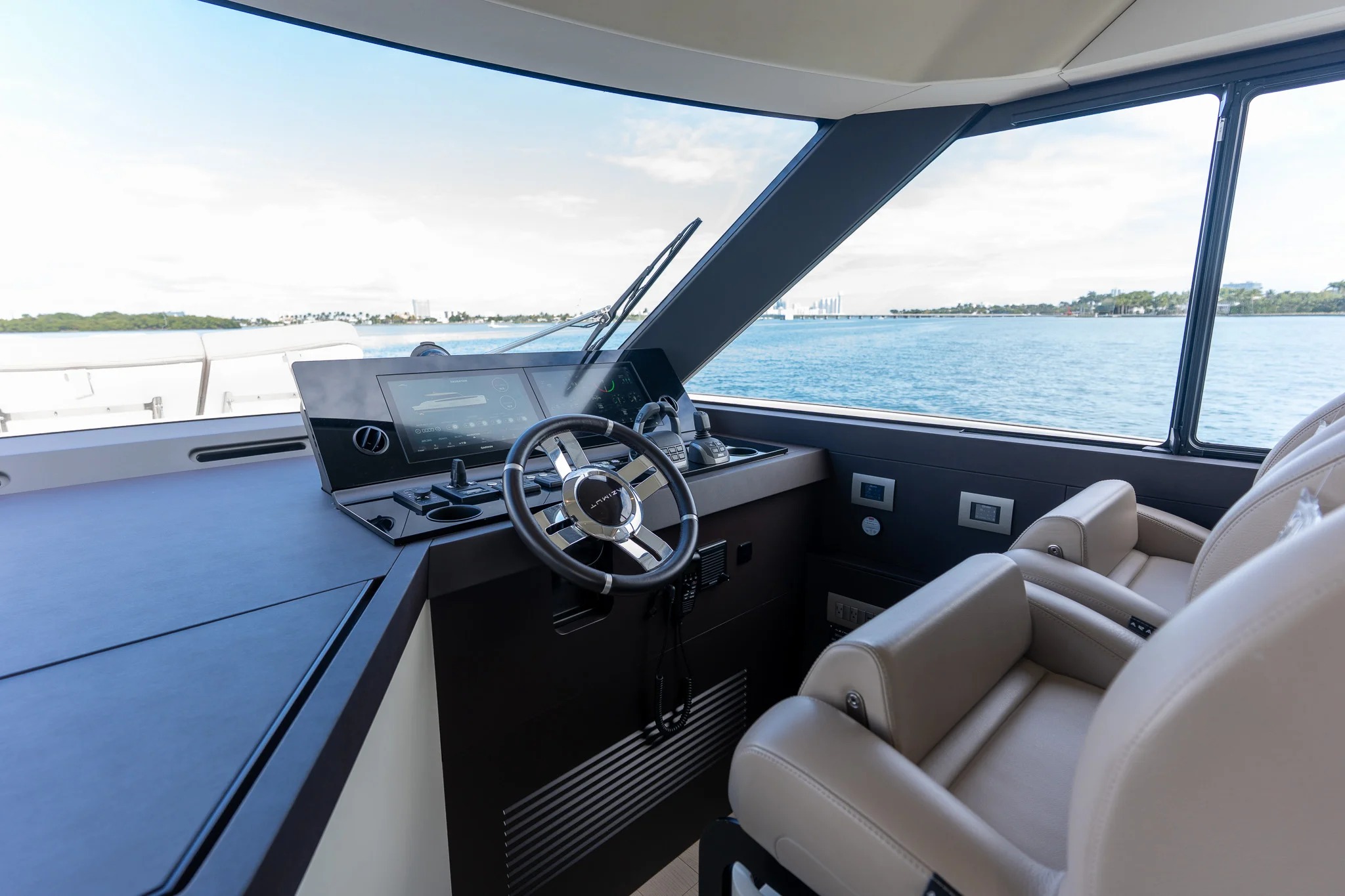 2026 Azimut Seadeck 6 Image Thumbnail #35