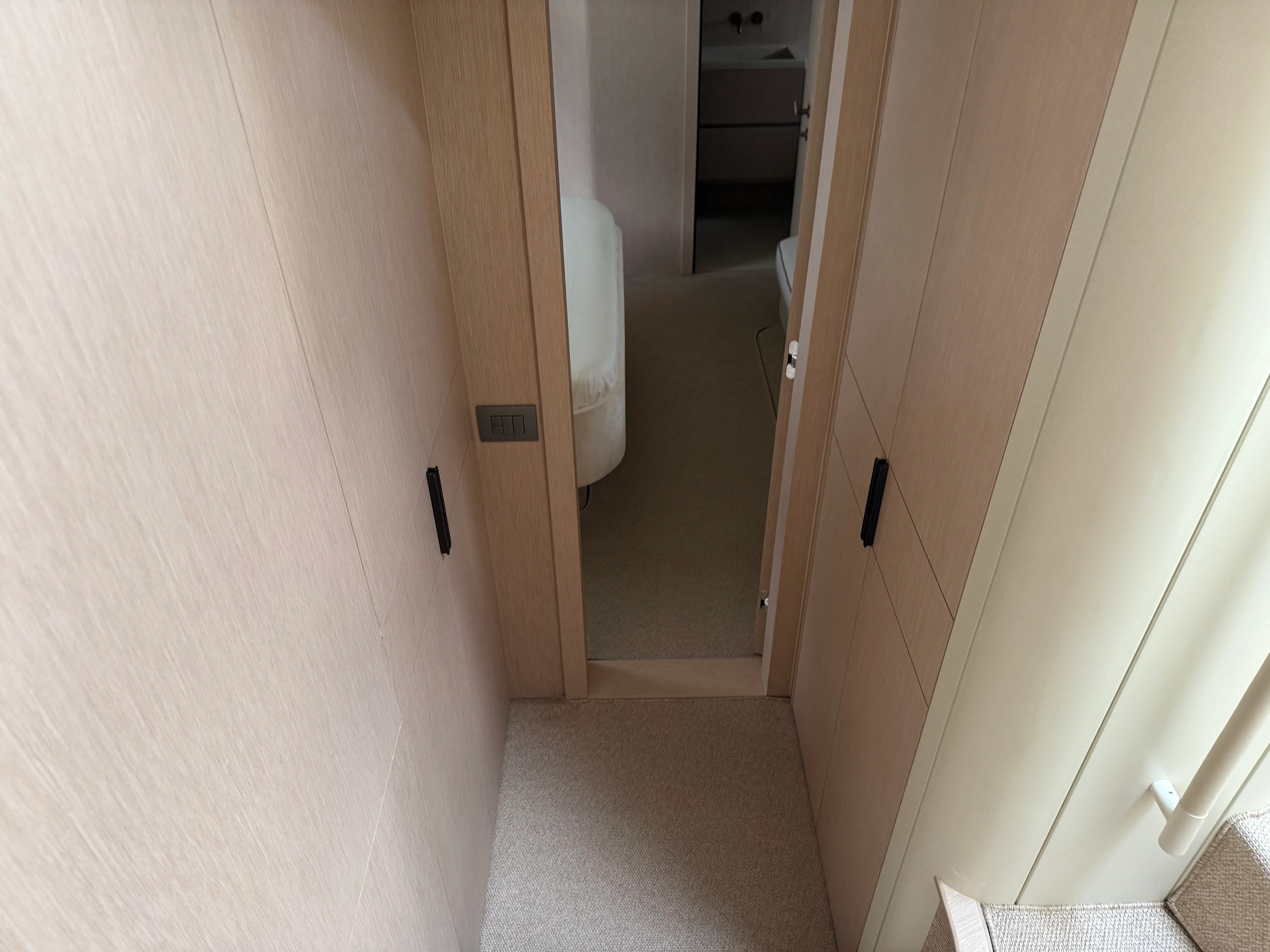 2026 Azimut Seadeck 6 Image Thumbnail #19