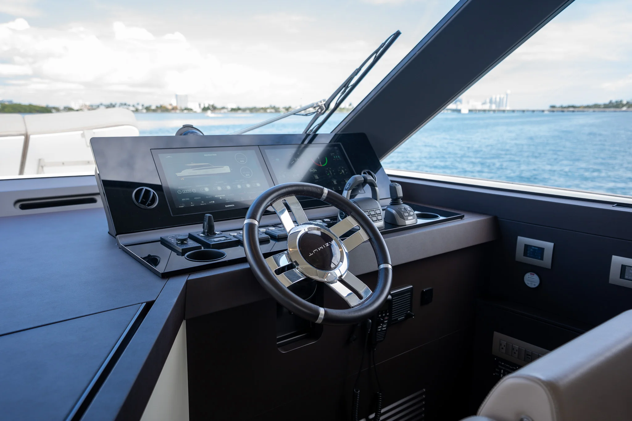 2026 Azimut Seadeck 6 Image Thumbnail #36