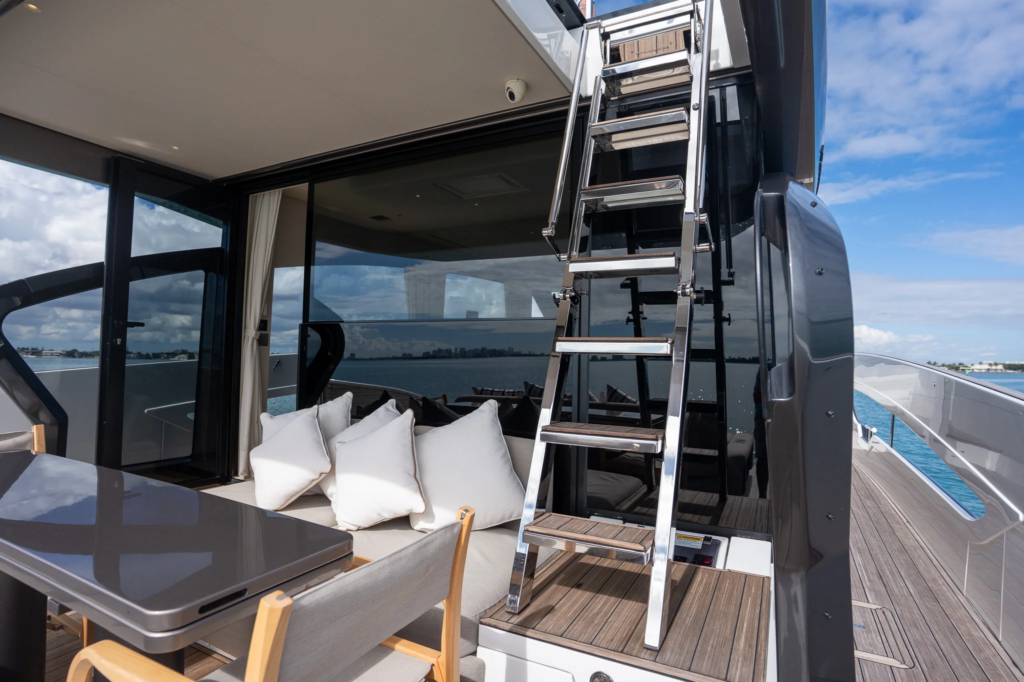 2026 Azimut Seadeck 6 Image Thumbnail #27