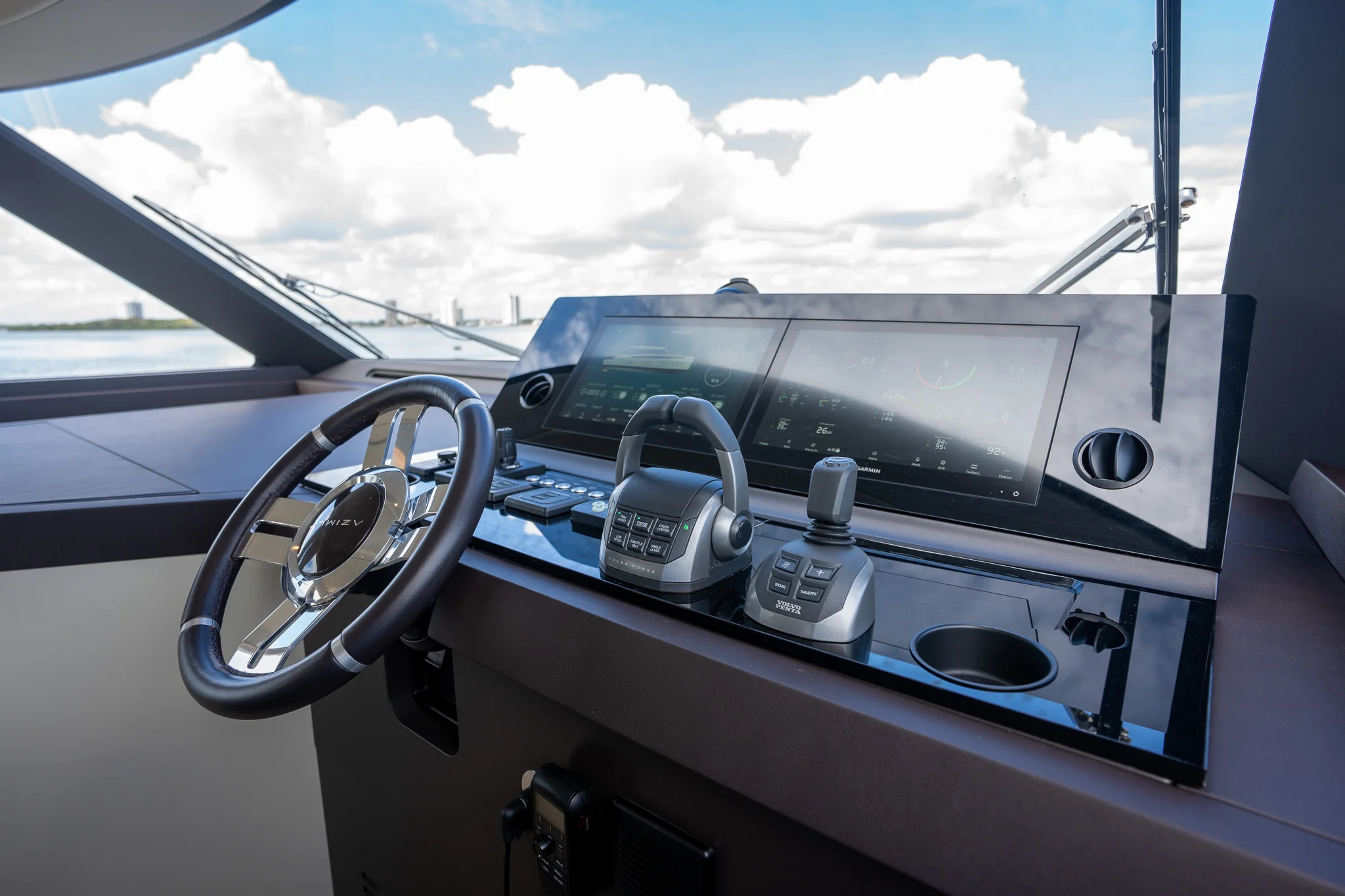 2026 Azimut Seadeck 6 Image Thumbnail #38