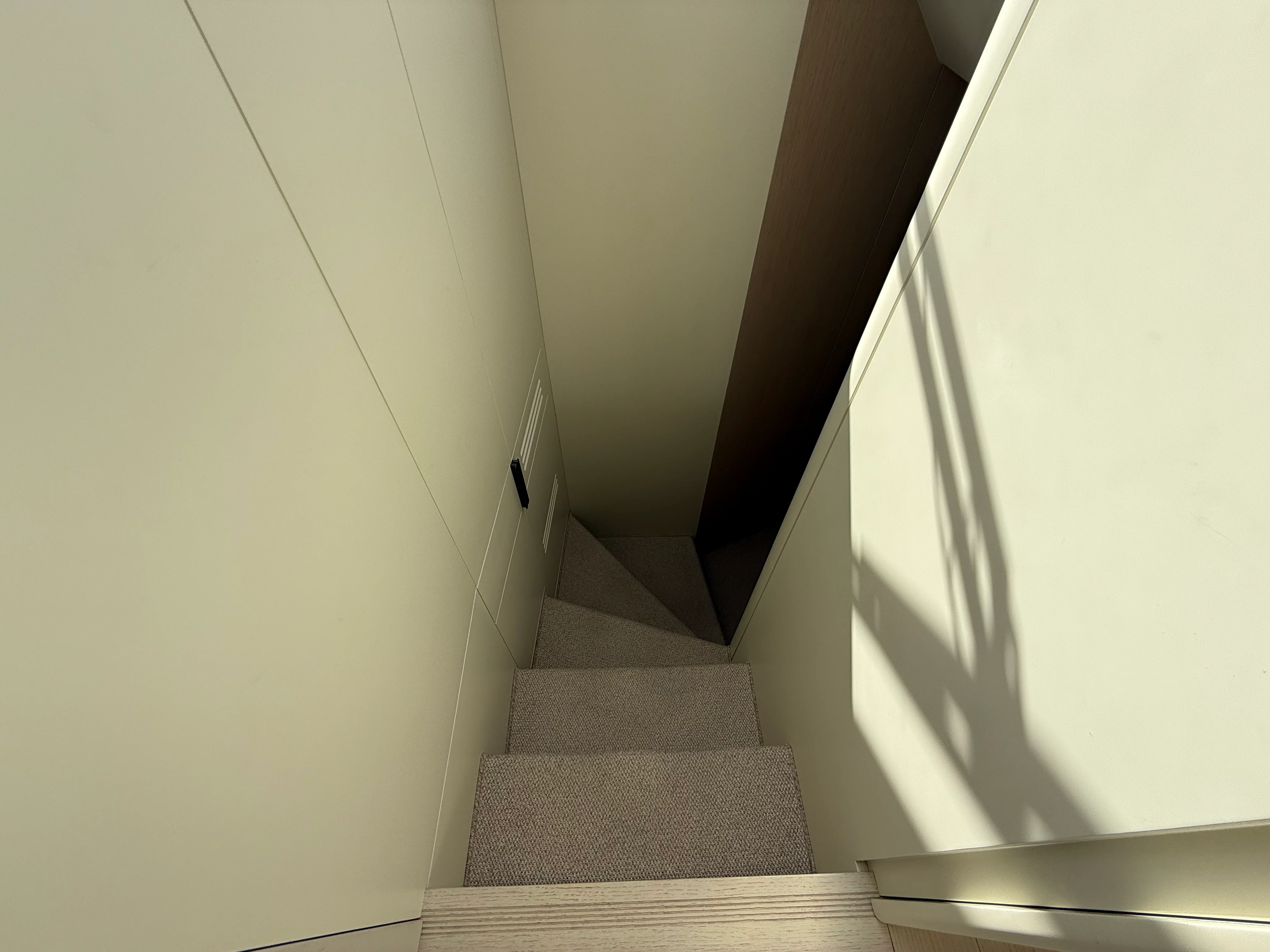 2026 Azimut Seadeck 6 Image Thumbnail #10