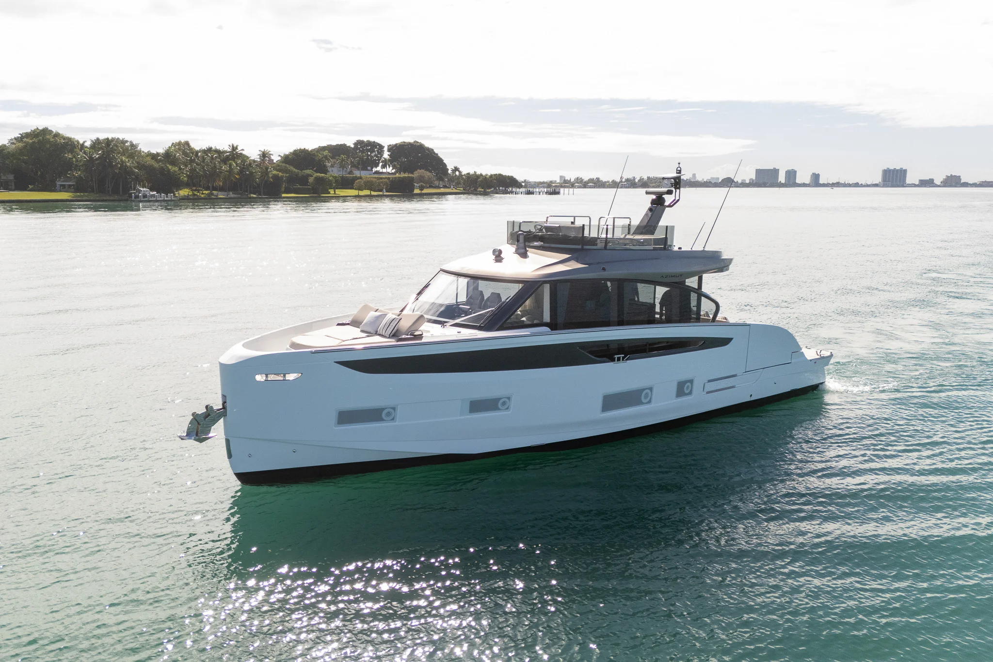 2026 Azimut Seadeck 6 Image Thumbnail #1