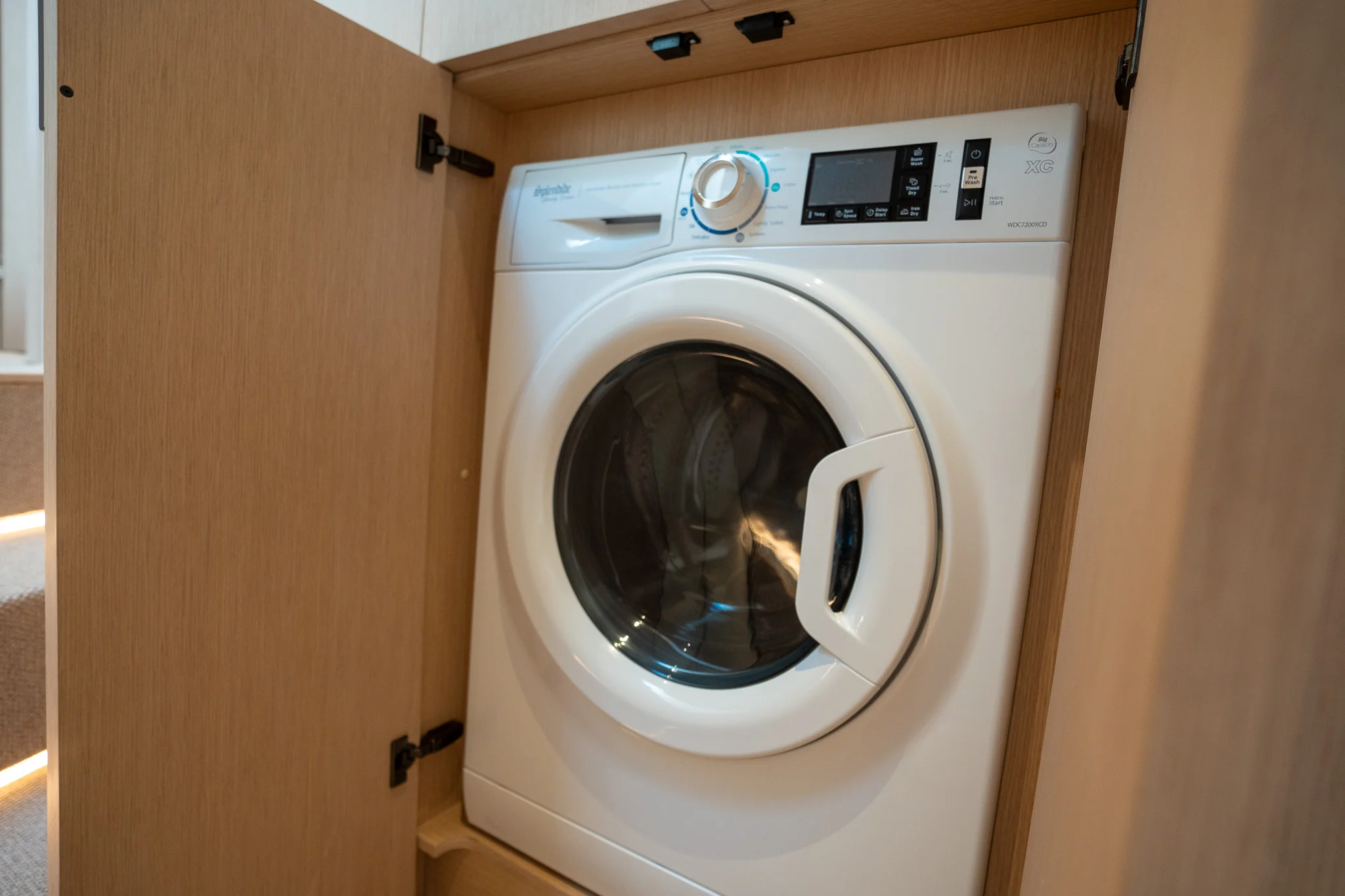 2026 Azimut Seadeck 6 Image Thumbnail #49