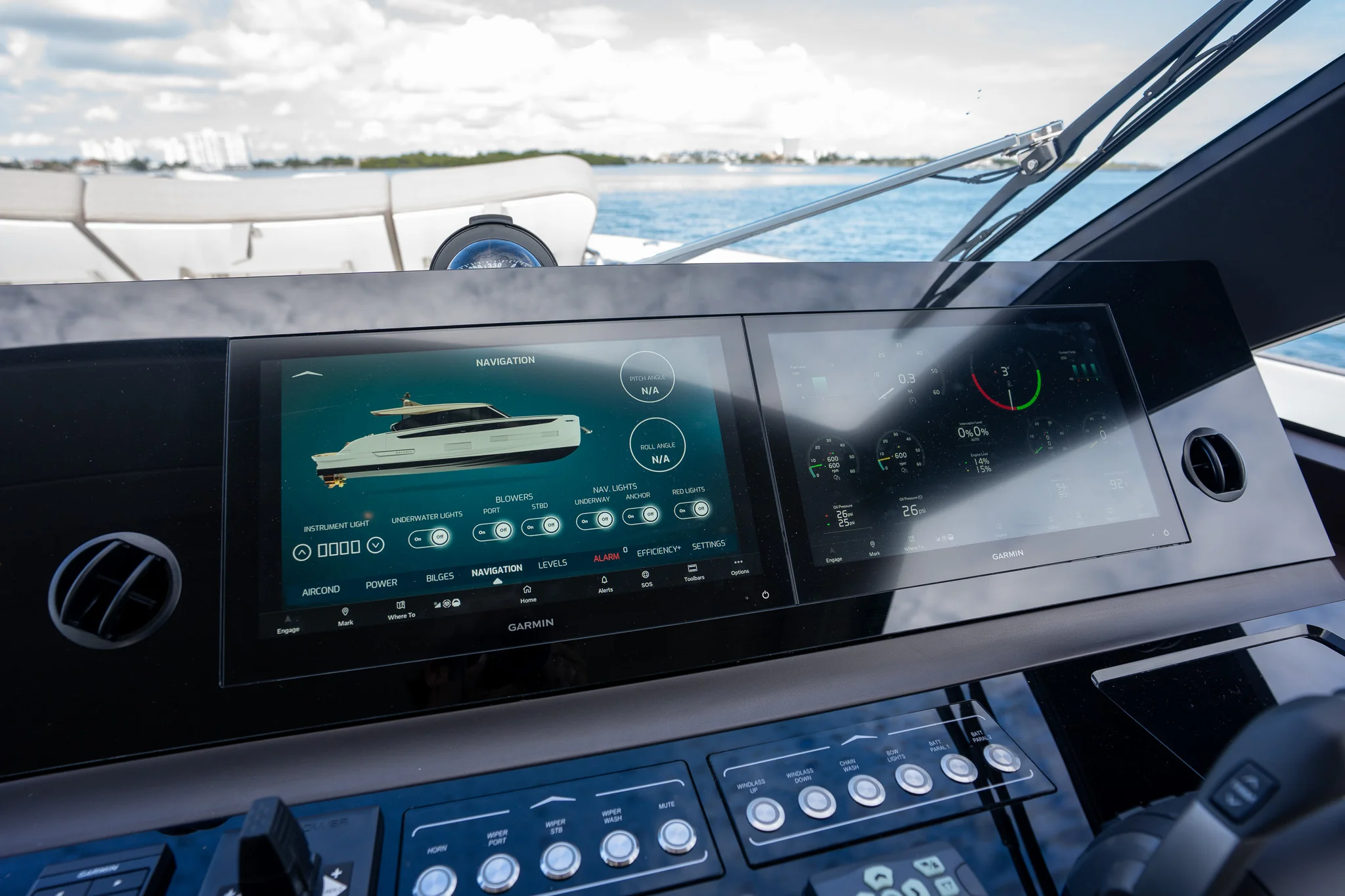 2026 Azimut Seadeck 6 Image Thumbnail #37