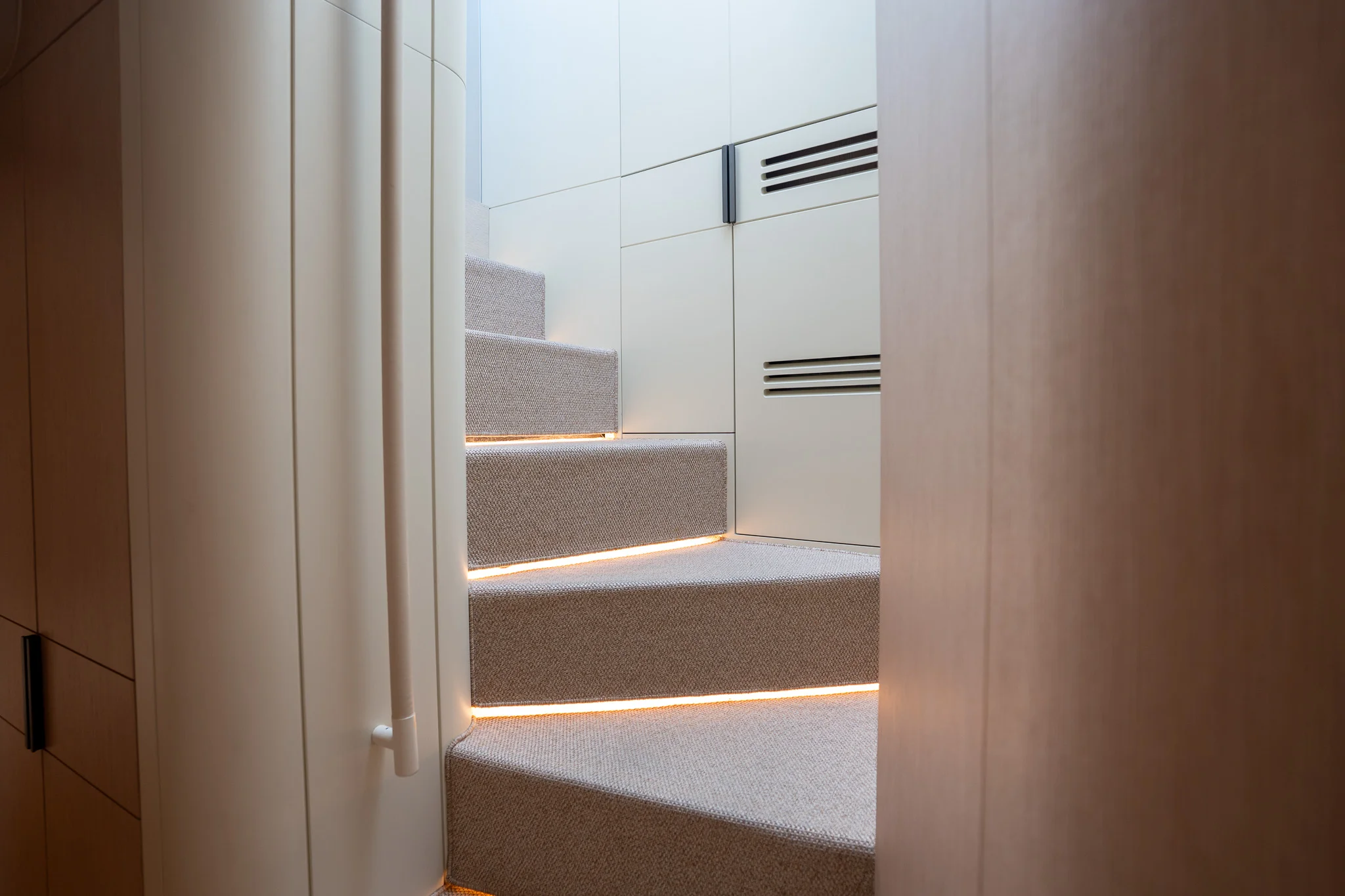 2026 Azimut Seadeck 6 Image Thumbnail #44