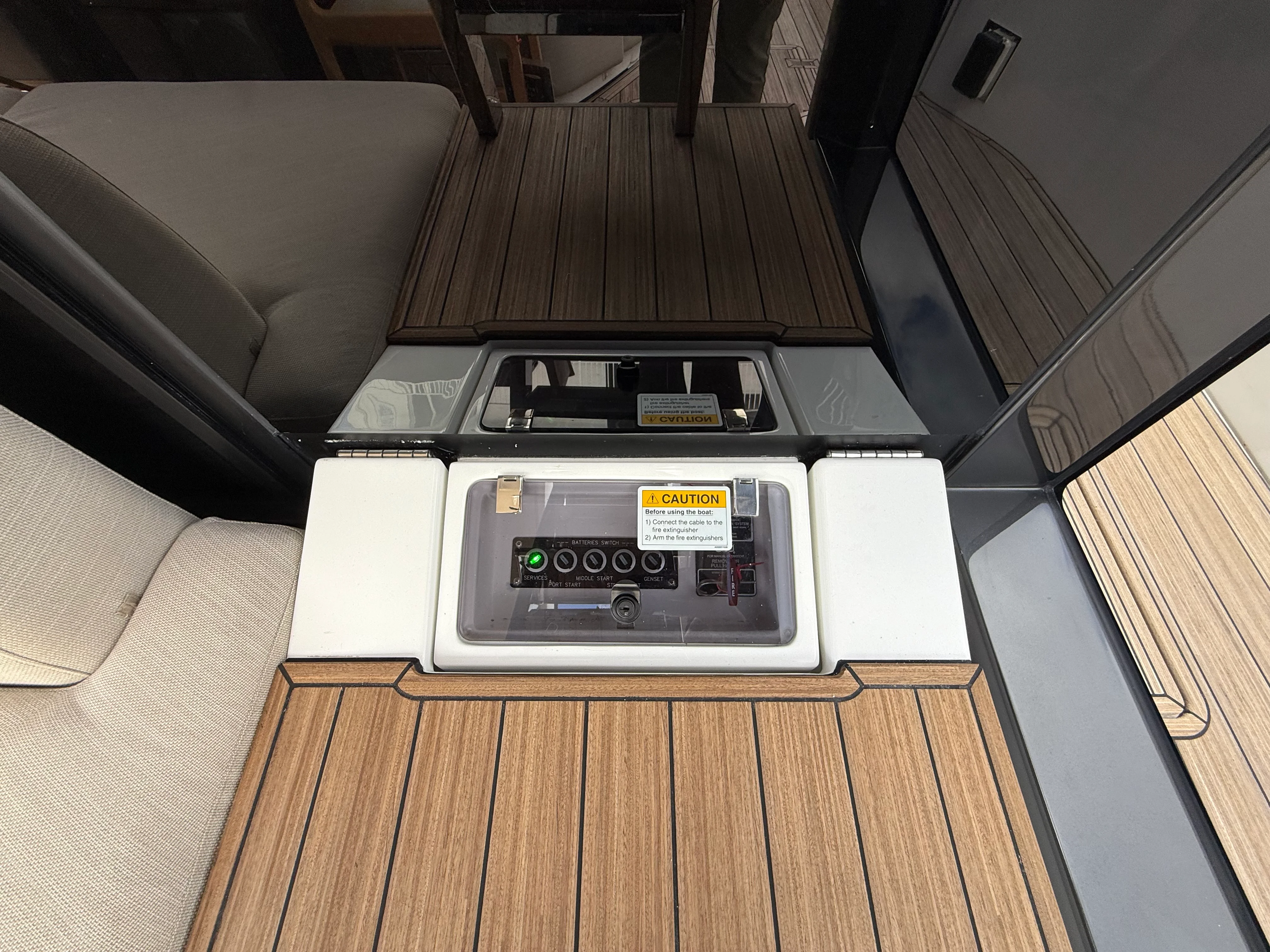 2026 Azimut Seadeck 6 Image Thumbnail #30