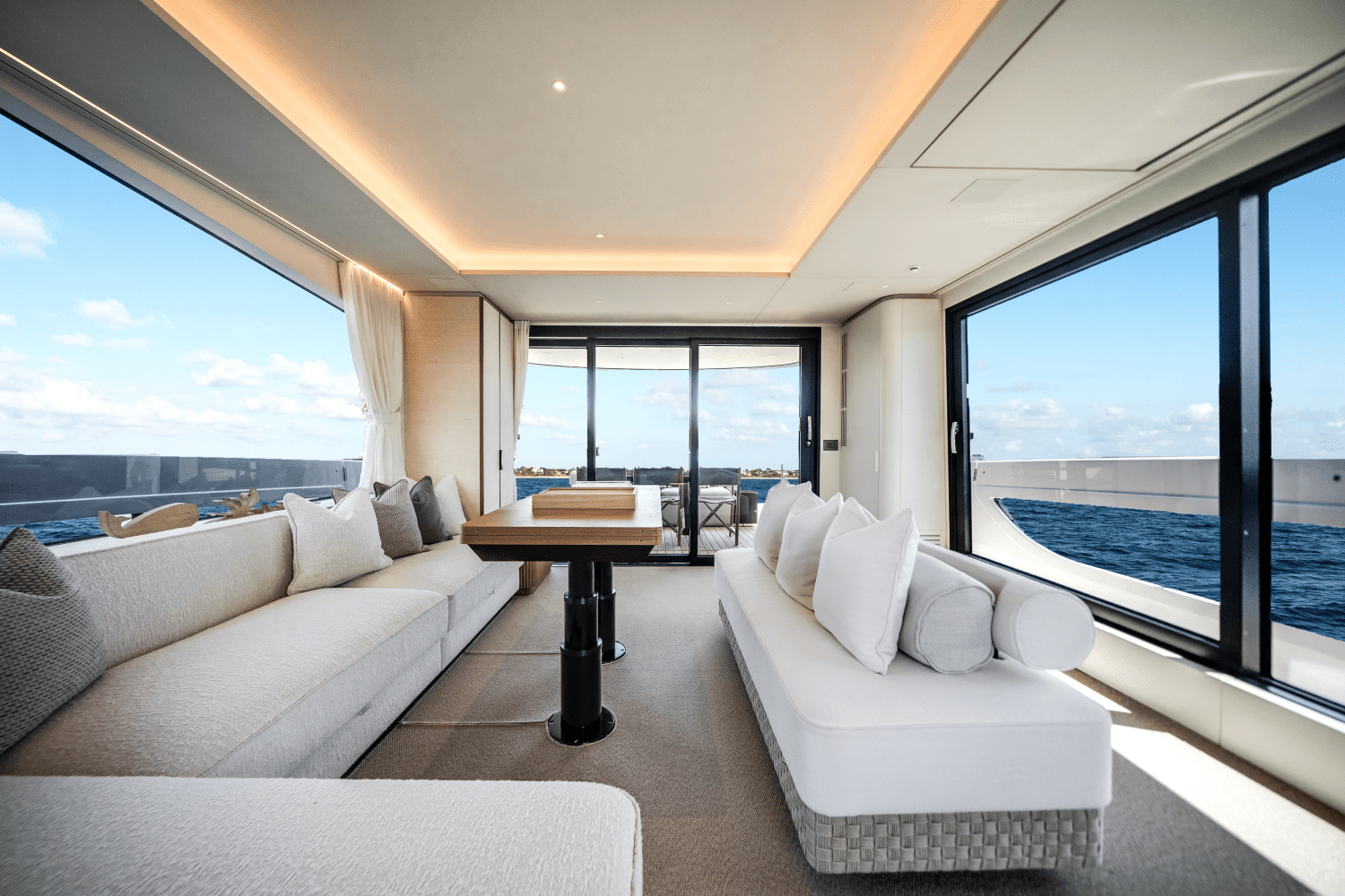 2025 Azimut
                                                             Seadeck 7 Image Thumbnail #21