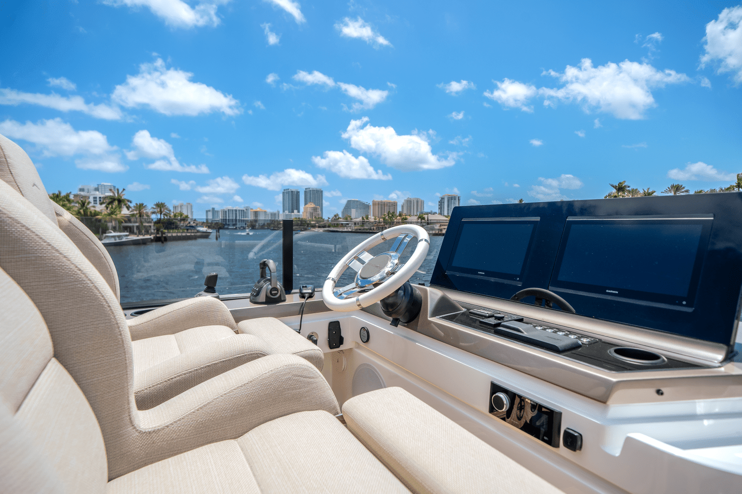 2025 Azimut
                                                             Seadeck 7 Image Thumbnail #69