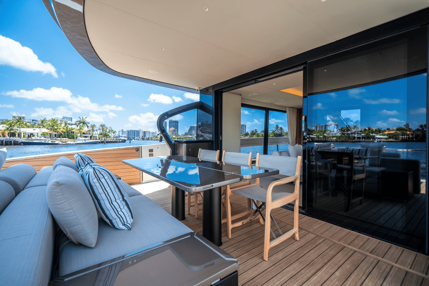 2025 Azimut
                                                             Seadeck 7 Image Thumbnail #58