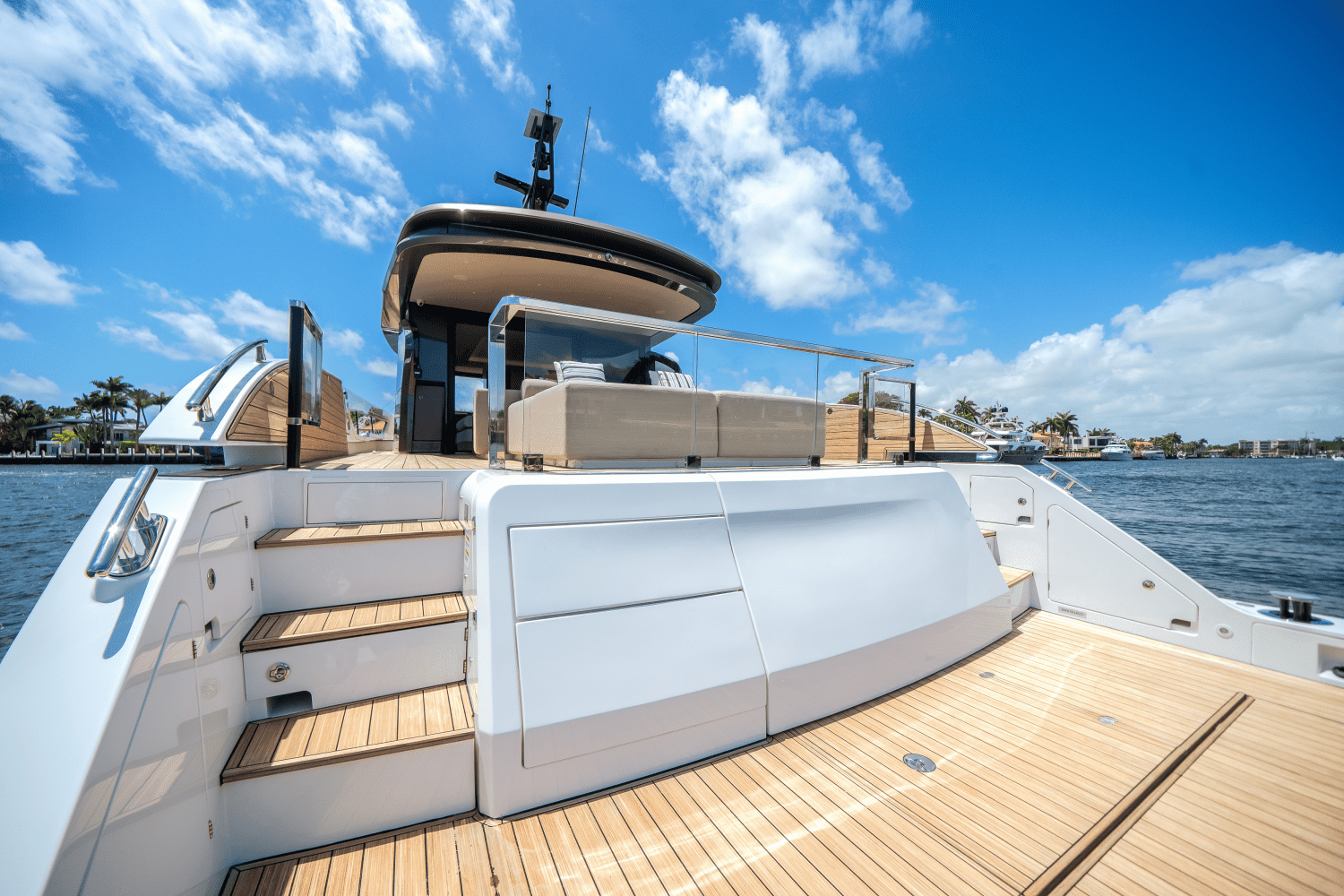 2025 Azimut
                                                             Seadeck 7 Image Thumbnail #61