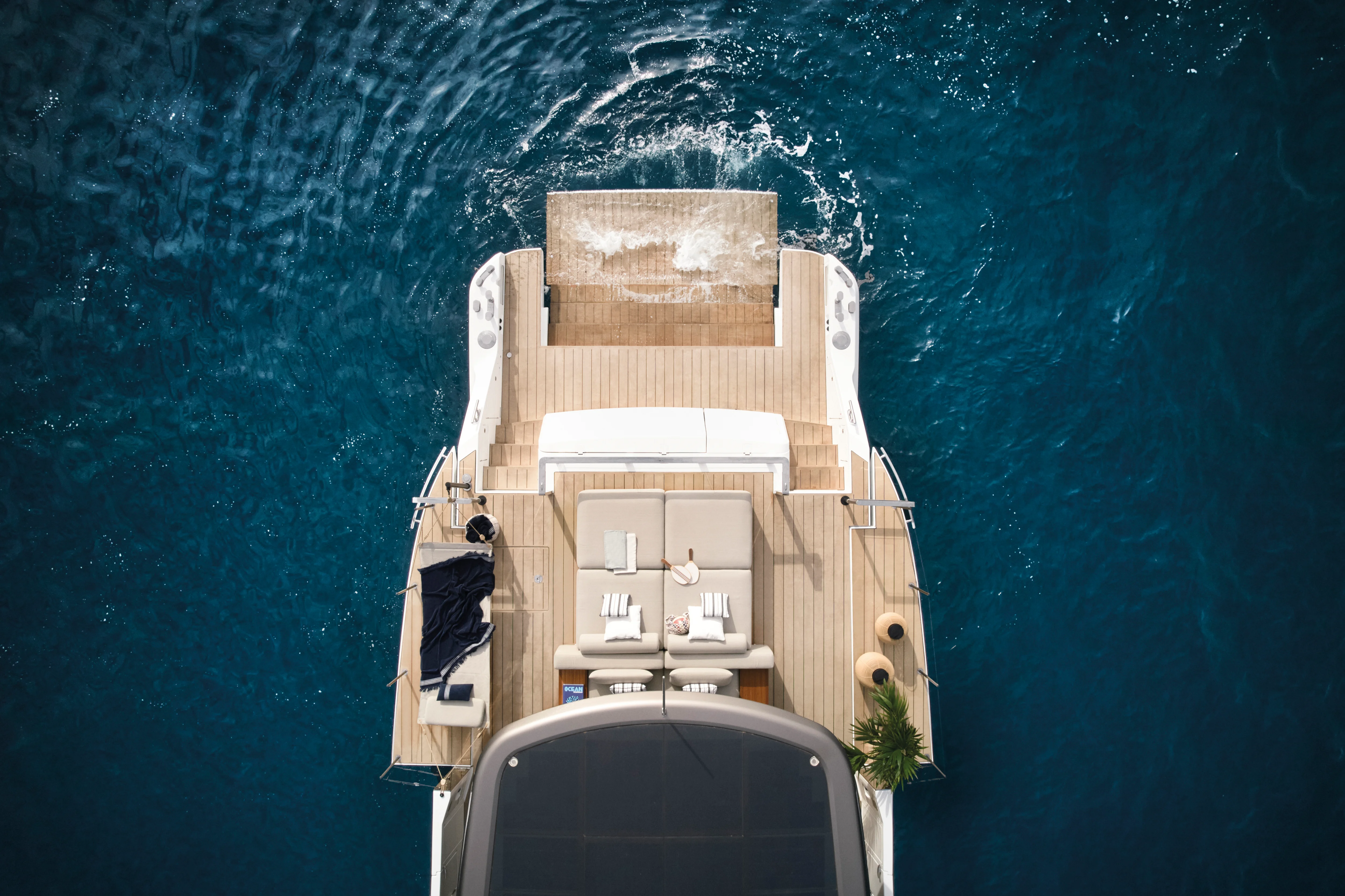 2026 Azimut Seadeck 7 Image Thumbnail #13