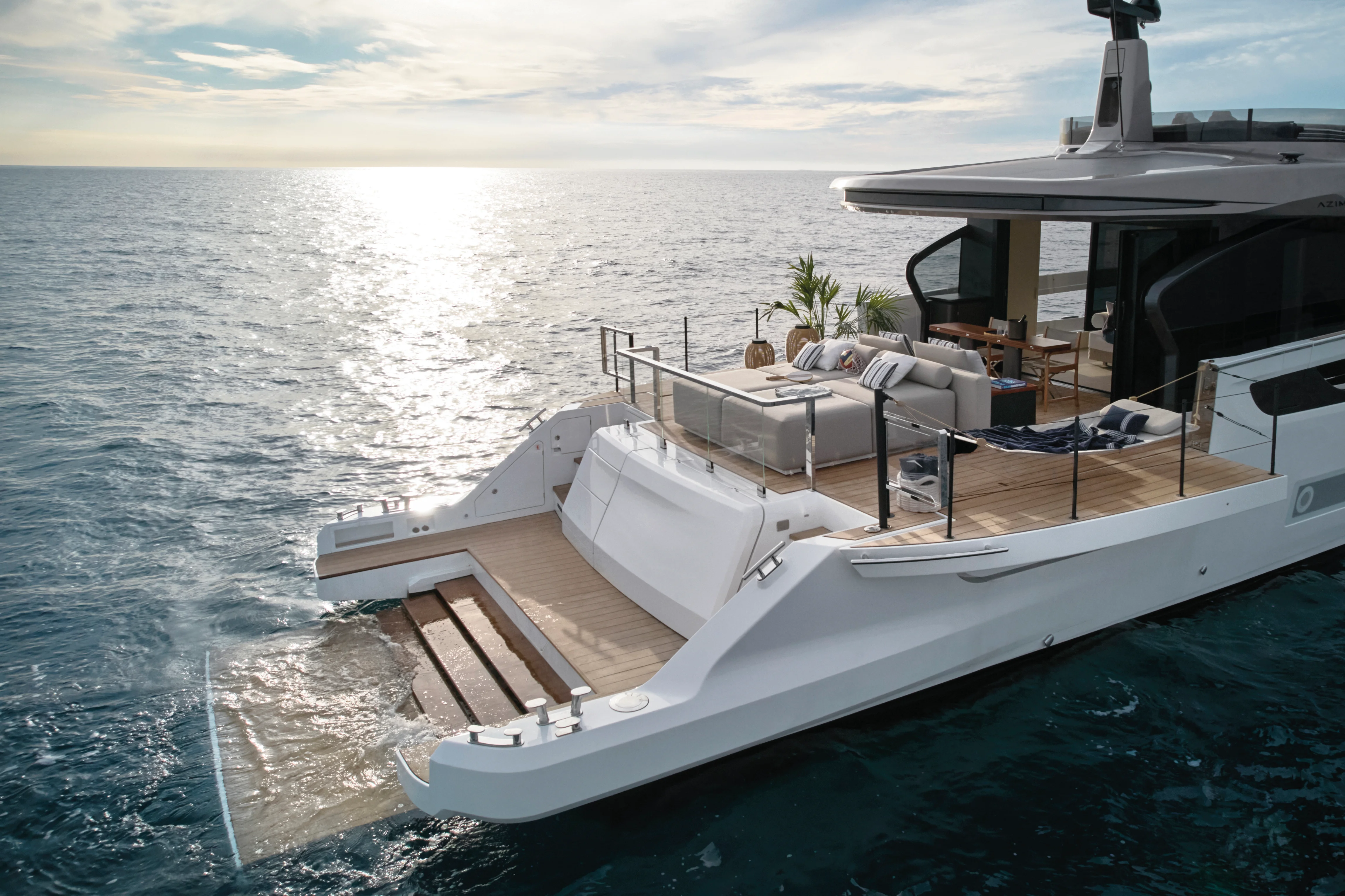 2026 Azimut Seadeck 7 Image Thumbnail #17