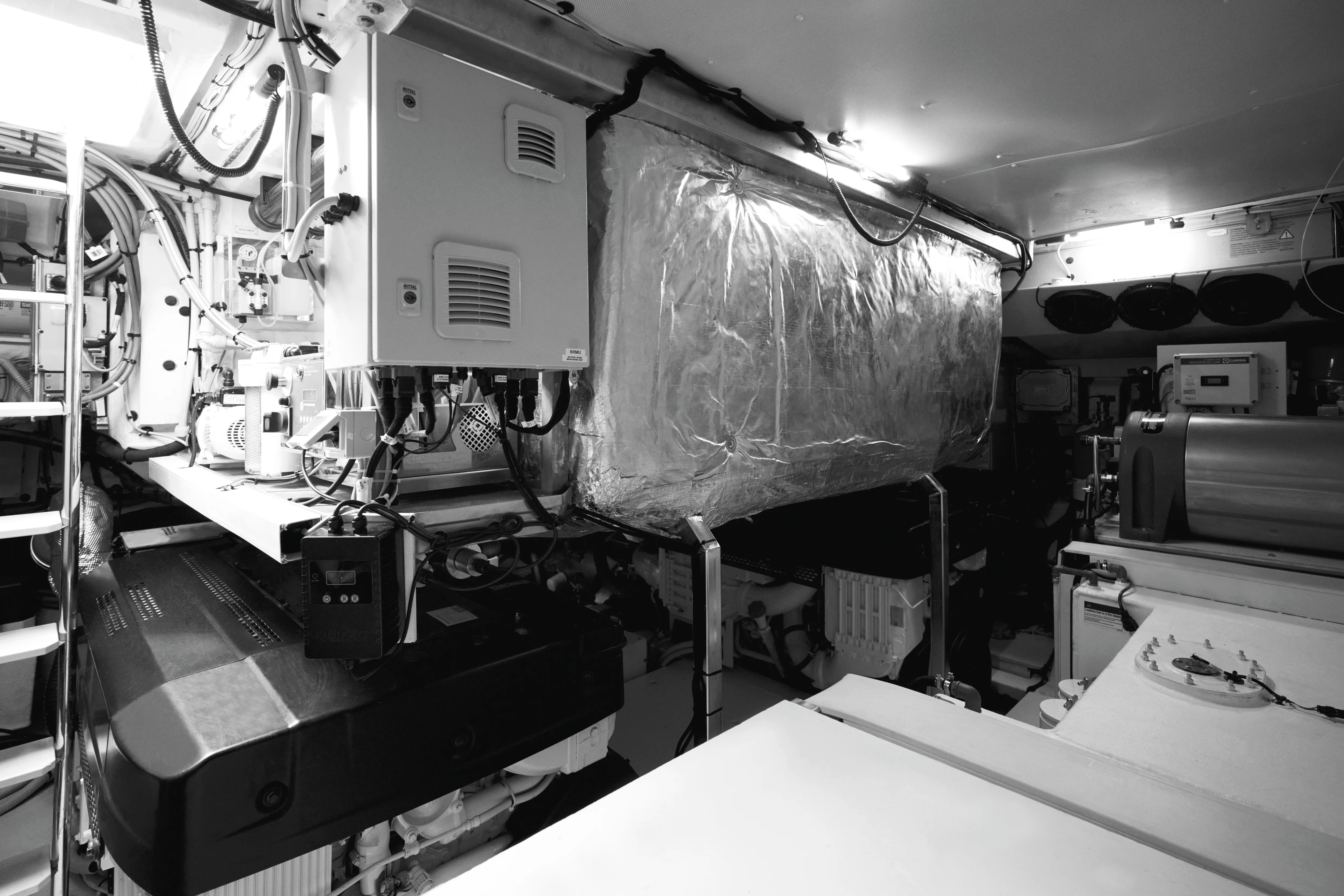 2026 Azimut Seadeck 7 Image Thumbnail #51