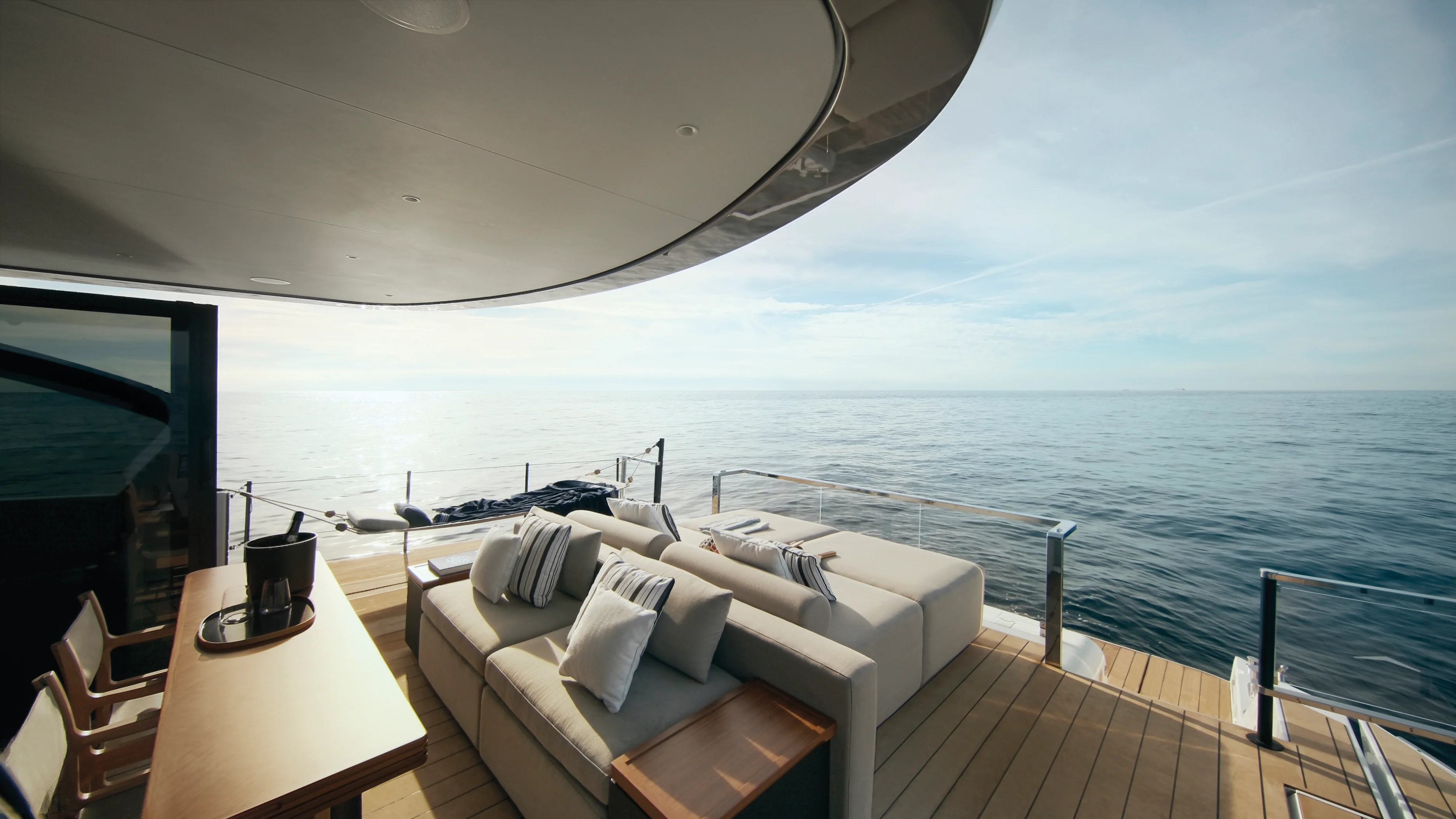 2026 Azimut Seadeck 7 Image Thumbnail #12