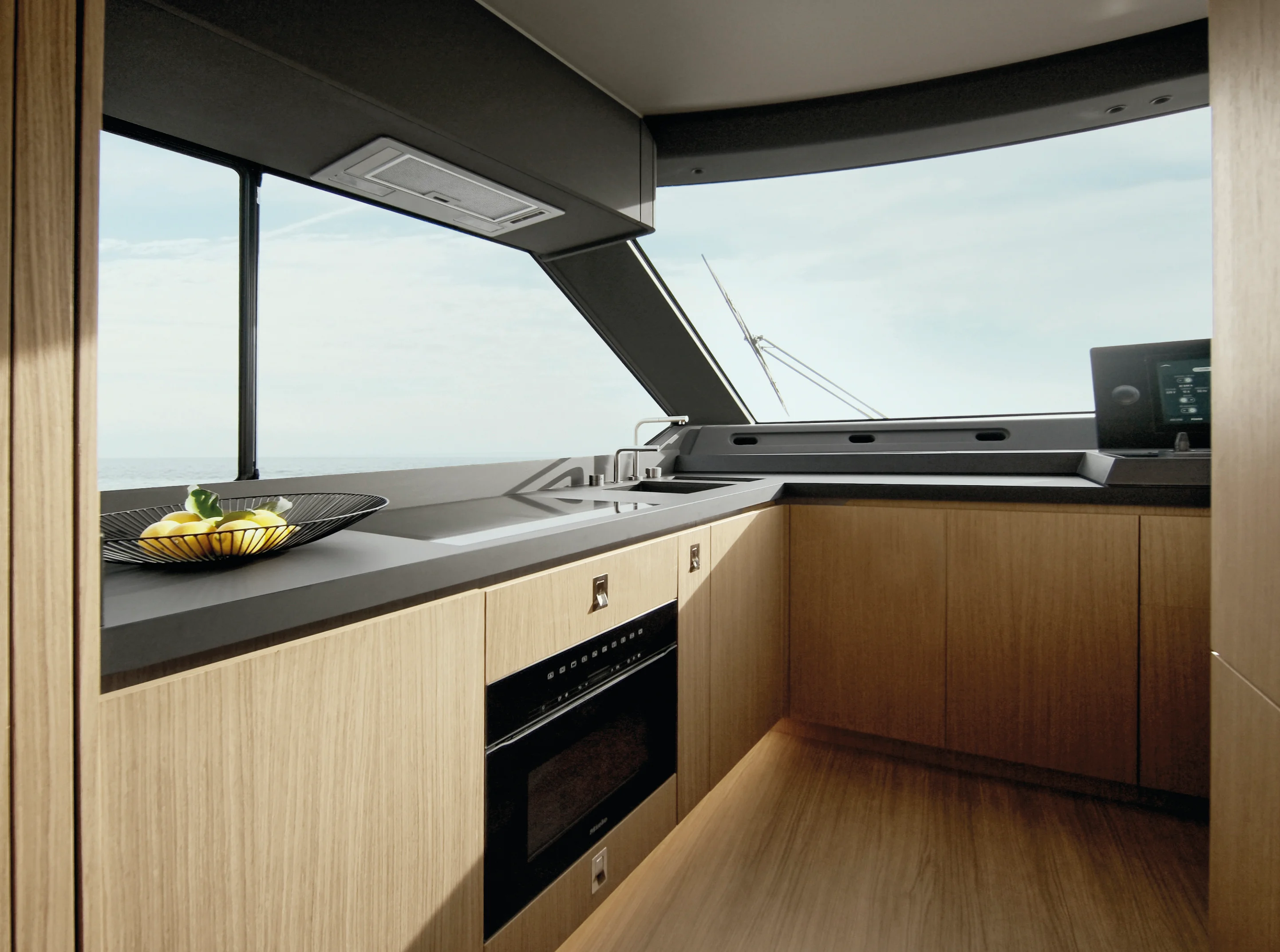 2026 Azimut Seadeck 7 Image Thumbnail #21