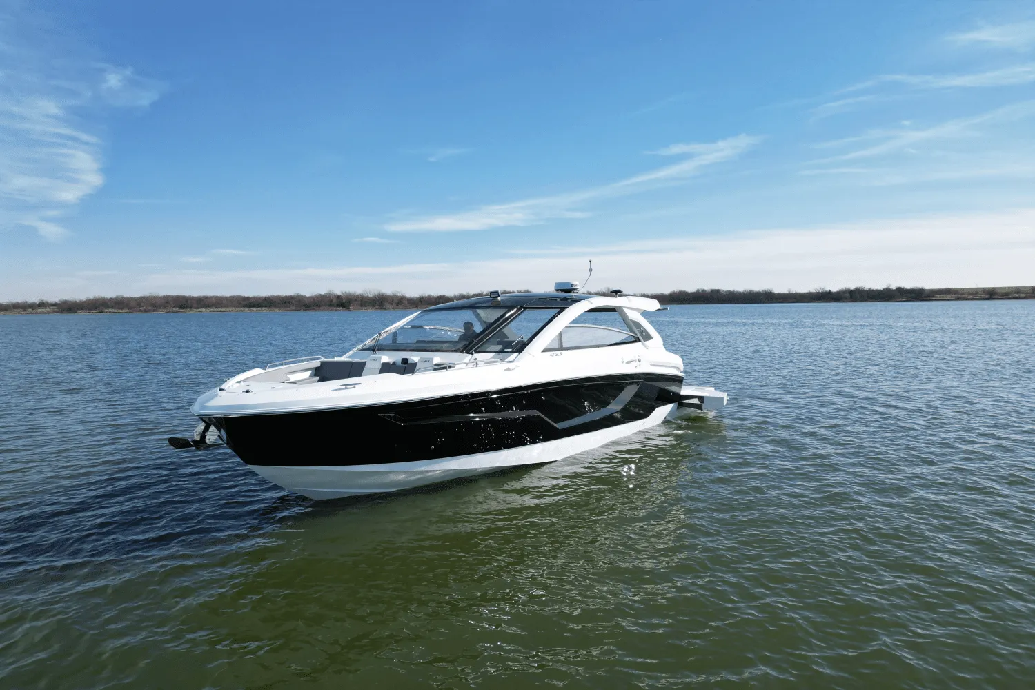 2025 Cruisers Yachts 42 GLS Image Thumbnail #4