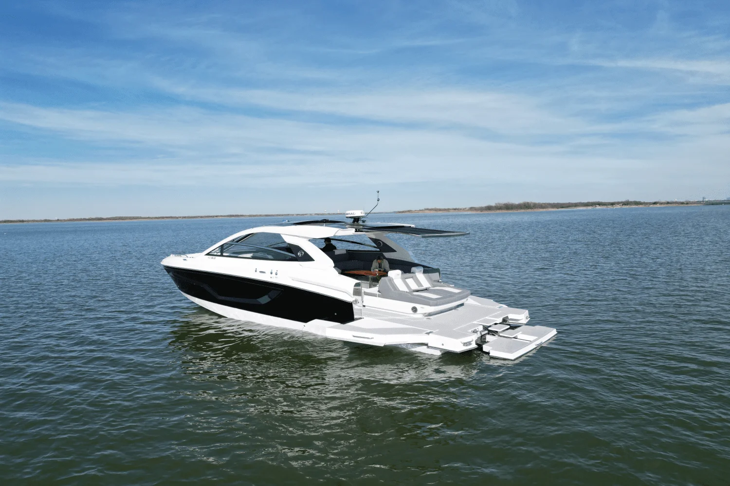 2025 Cruisers Yachts 42 GLS Image Thumbnail #1