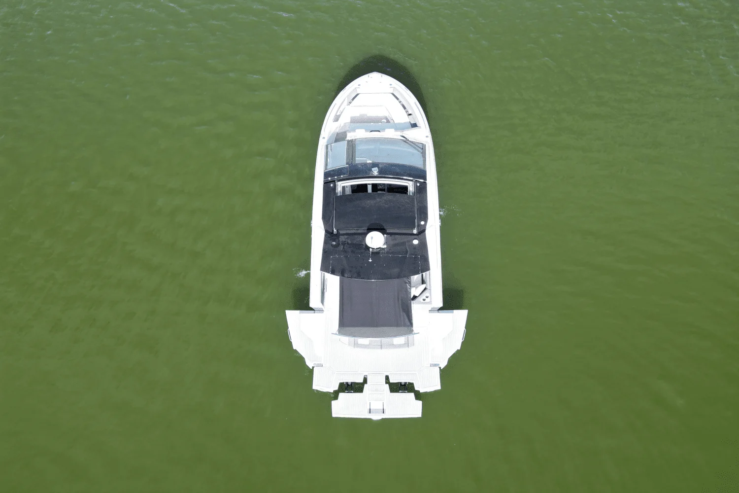 2025 Cruisers Yachts 42 GLS Image Thumbnail #11