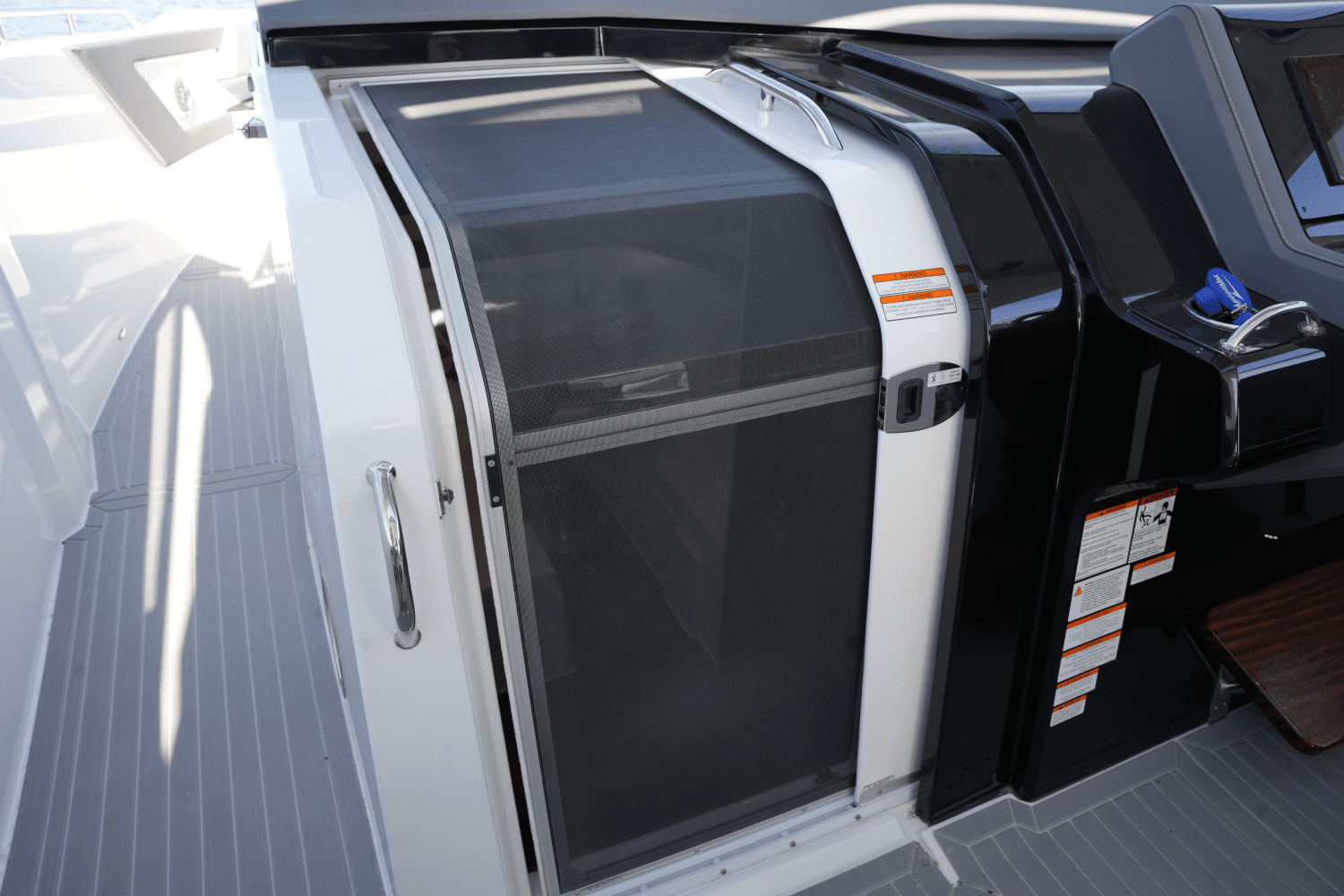 2025 Cruisers Yachts 42 GLS Image Thumbnail #37