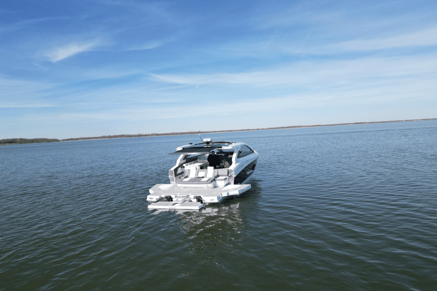 2025 Cruisers Yachts 42 GLS Image Thumbnail #10