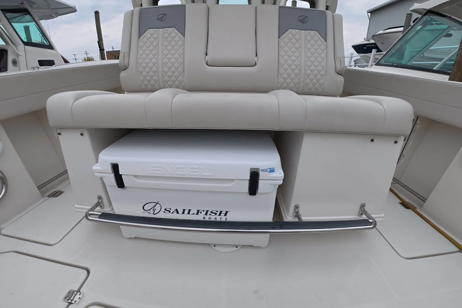2025 Sailfish 360 CC Image Thumbnail #31
