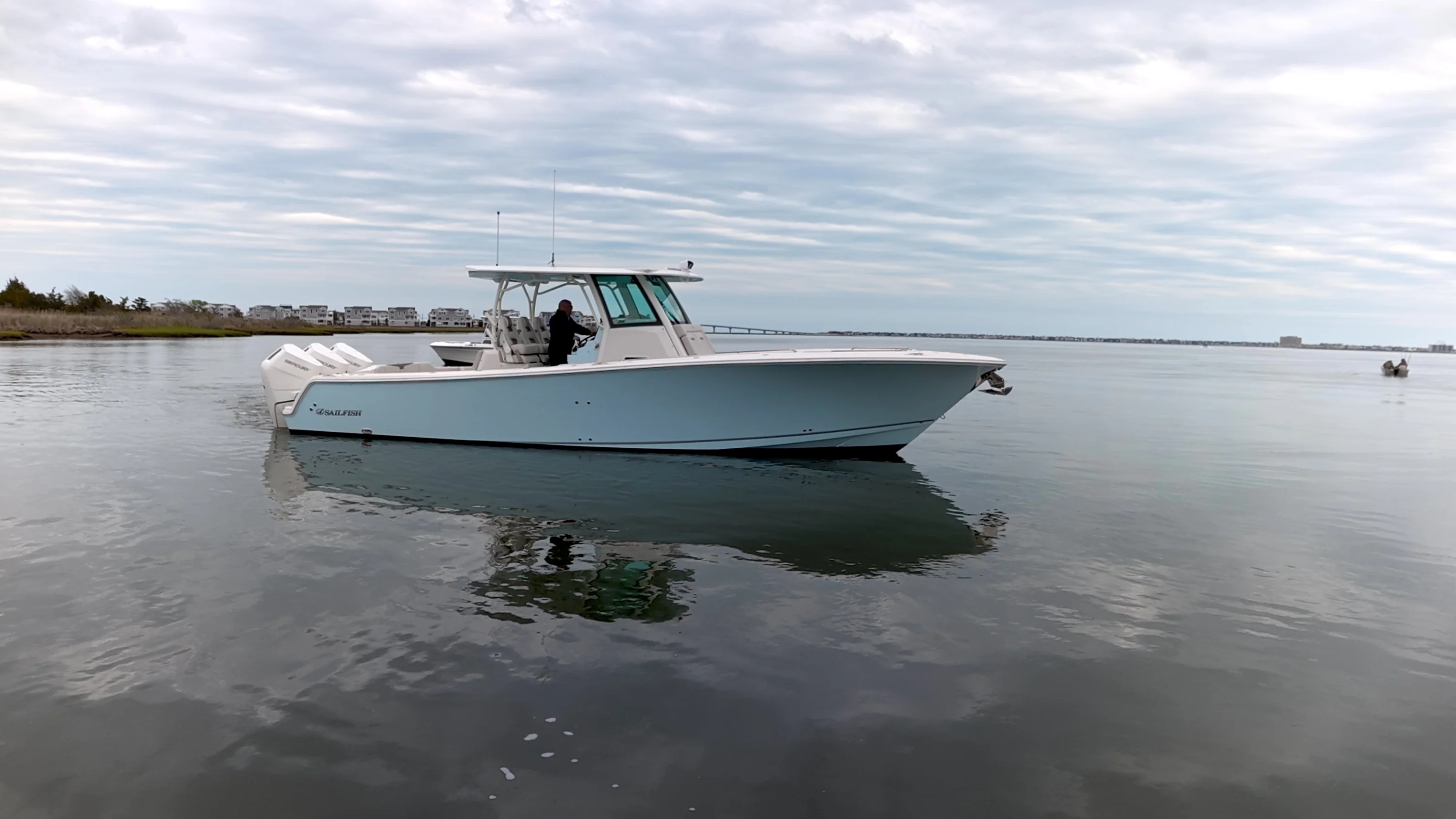 2025 Sailfish 360 CC Image Thumbnail #4