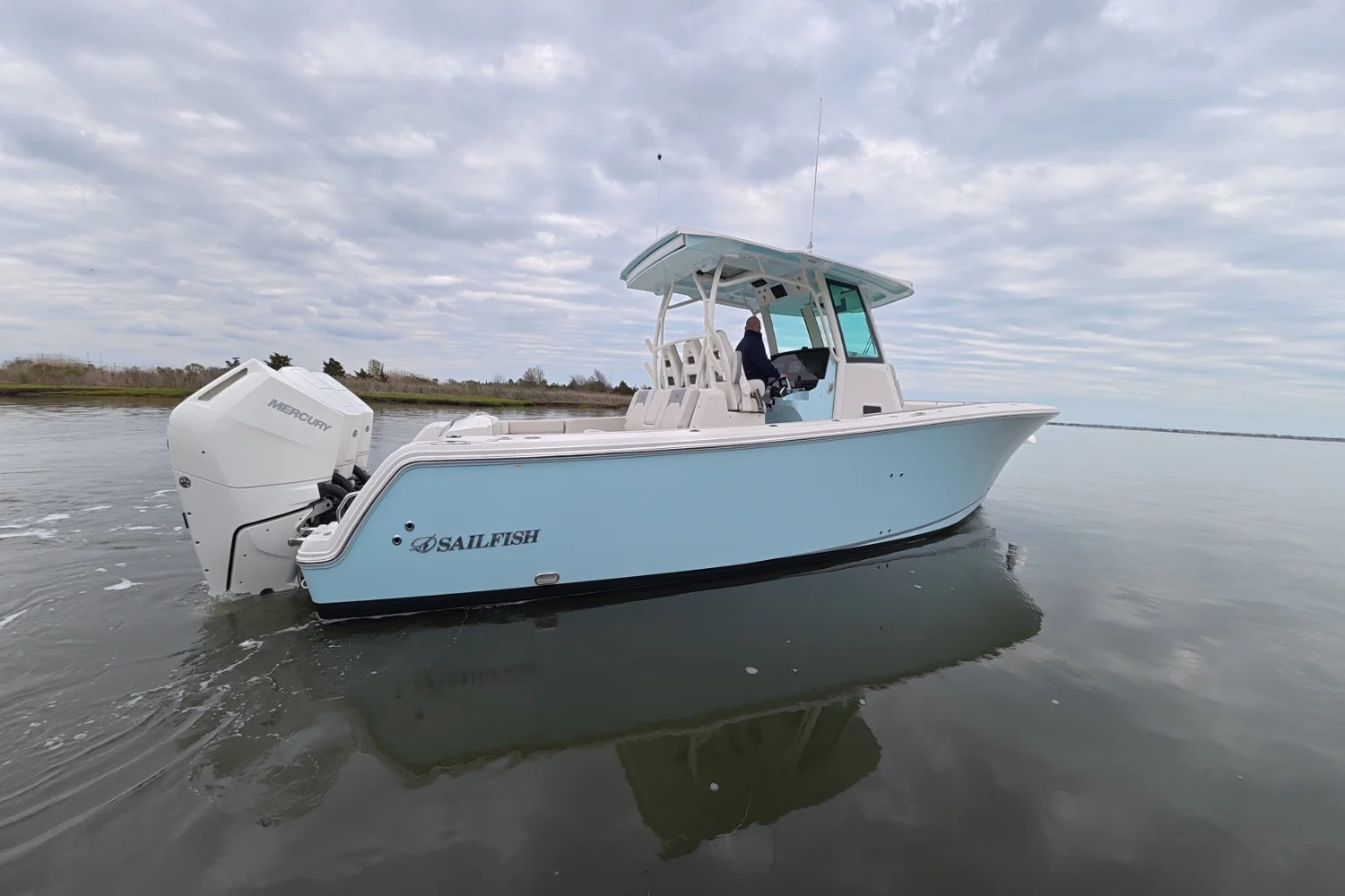 2025 Sailfish 360 CC Image Thumbnail #9