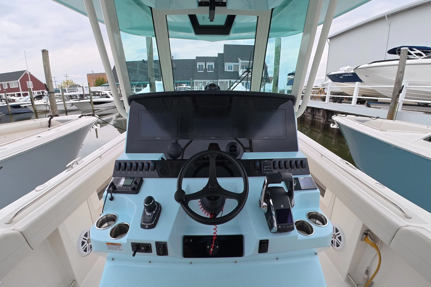 2025 Sailfish 360 CC Image Thumbnail #40
