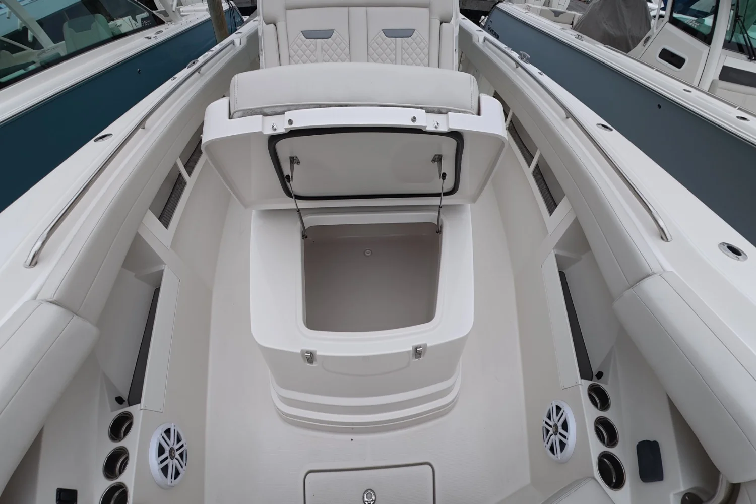 2025 Sailfish 360 CC Image Thumbnail #55