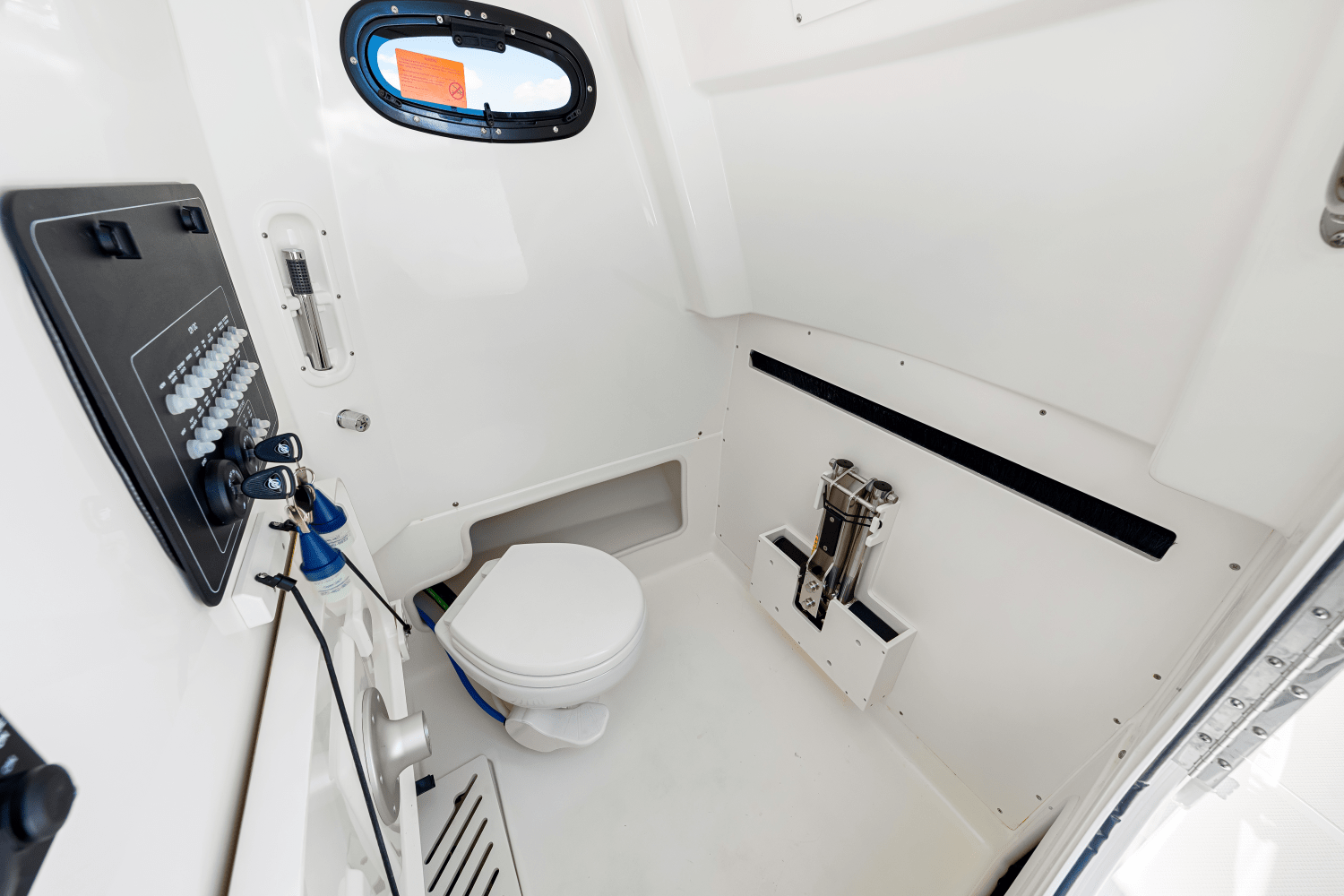 2025 Boston Whaler 280 Outrage Image Thumbnail #65