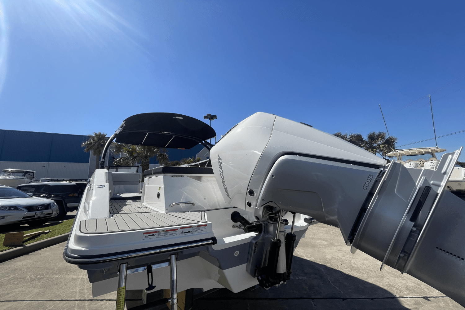 2024 Sea Ray SPX 230 Outboard Image Thumbnail #14