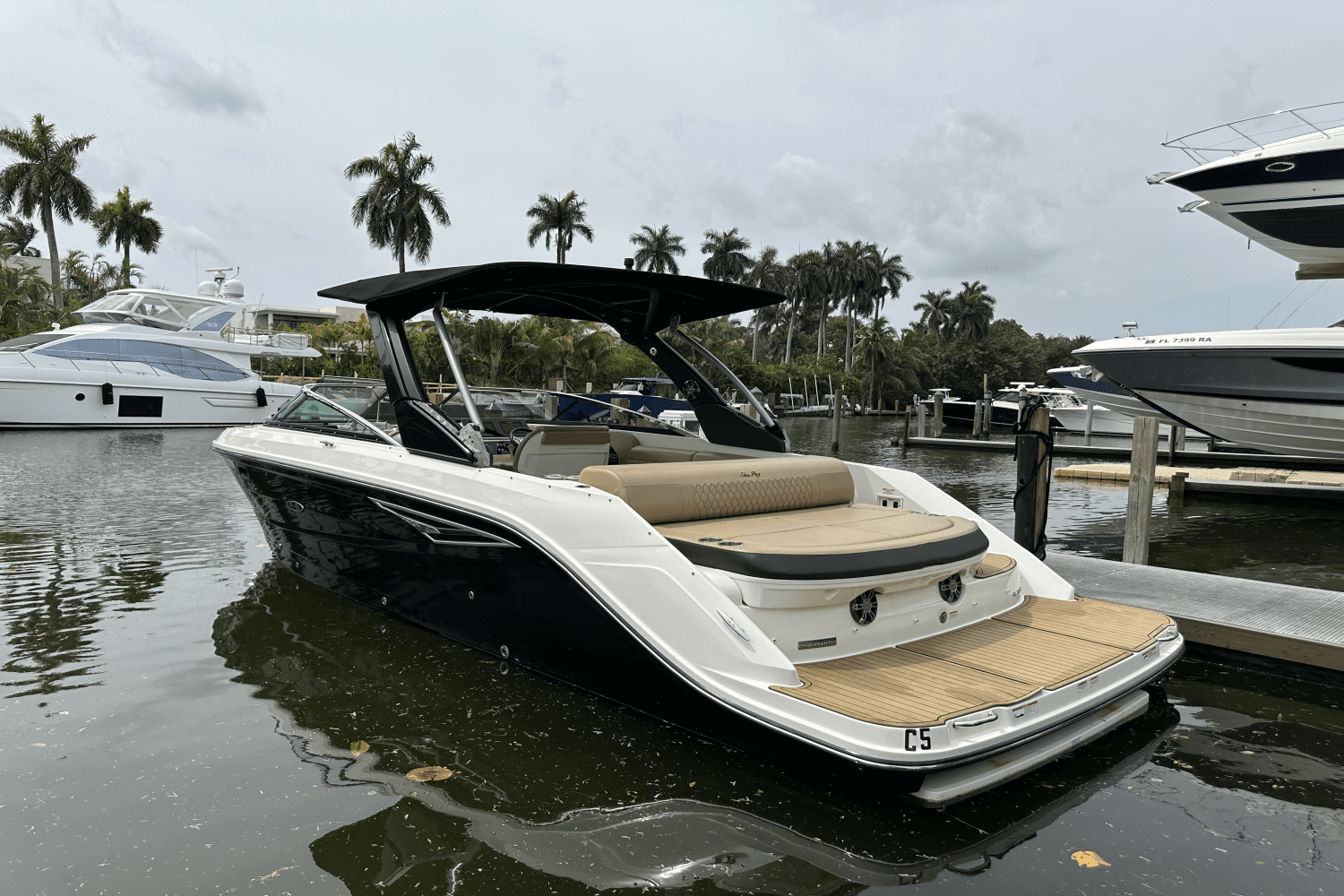 2019 Sea Ray 280 SLX Image Thumbnail #4