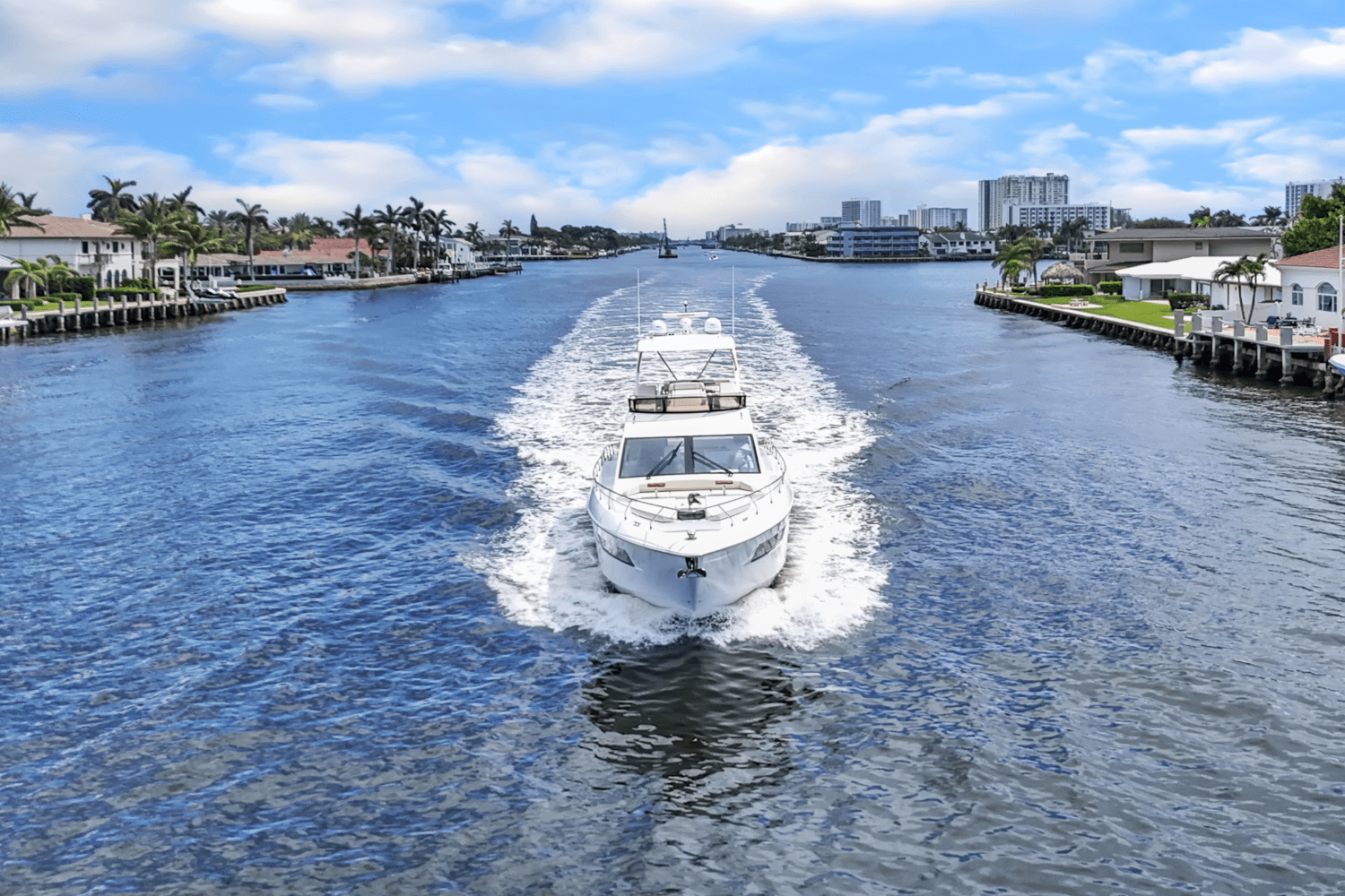 2024 Cruisers Yachts 60 Fly Image Thumbnail #8