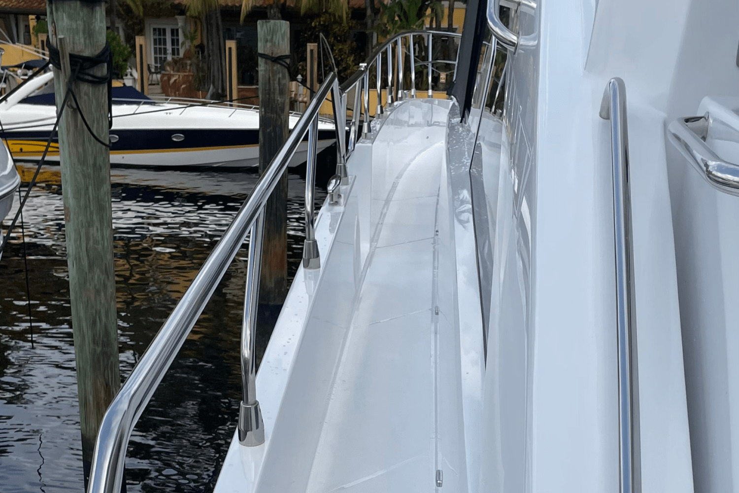 2024 Cruisers Yachts 60 Fly Image Thumbnail #57