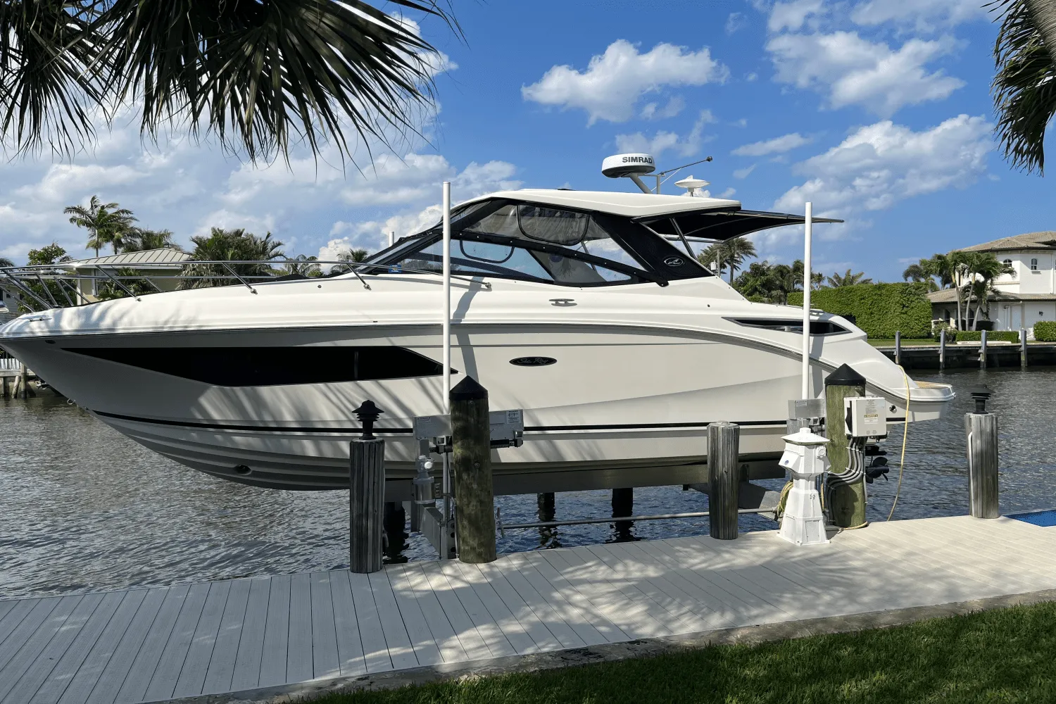 2020 Sea Ray 320 SUNDANCER Image Thumbnail #0
