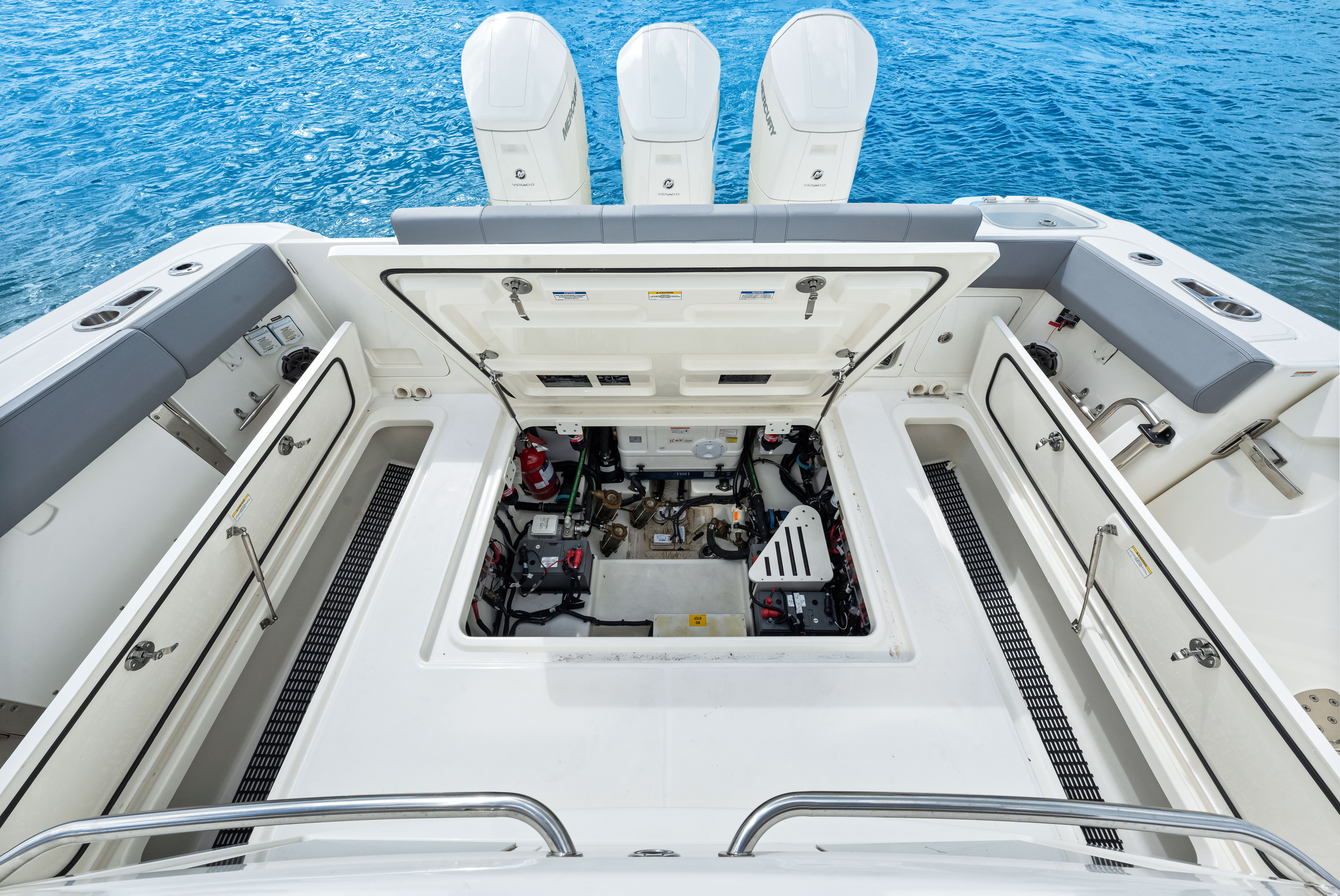 2025 Boston Whaler 420 Outrage Image Thumbnail #74