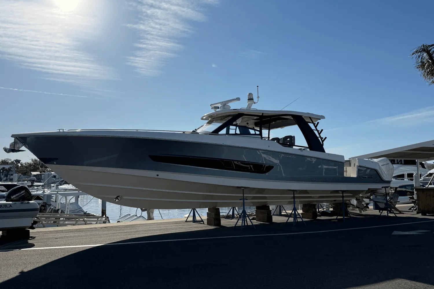 2025 Boston Whaler 420 Outrage Image Thumbnail #37