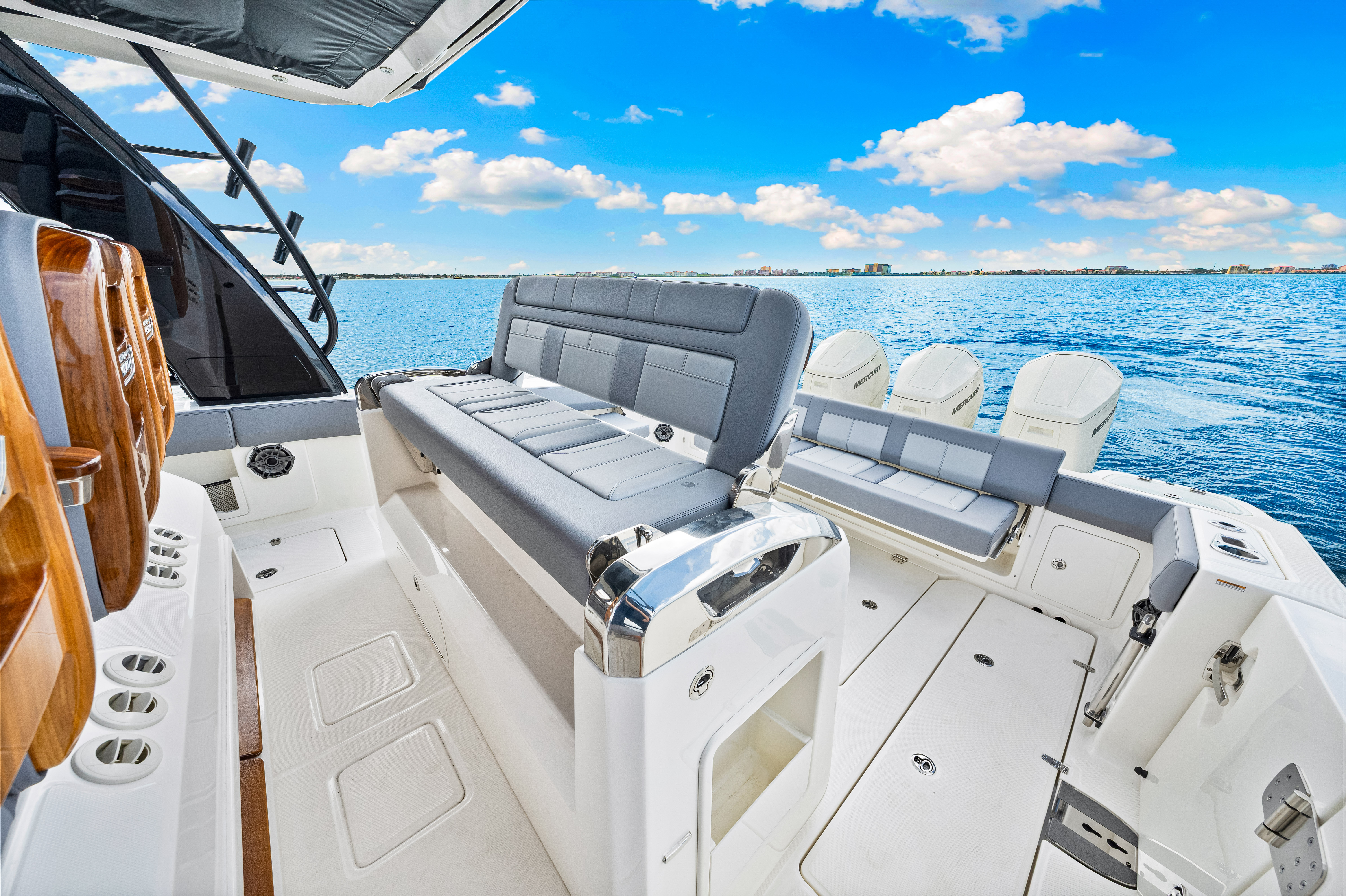 2025 Boston Whaler 420 Outrage Image Thumbnail #54