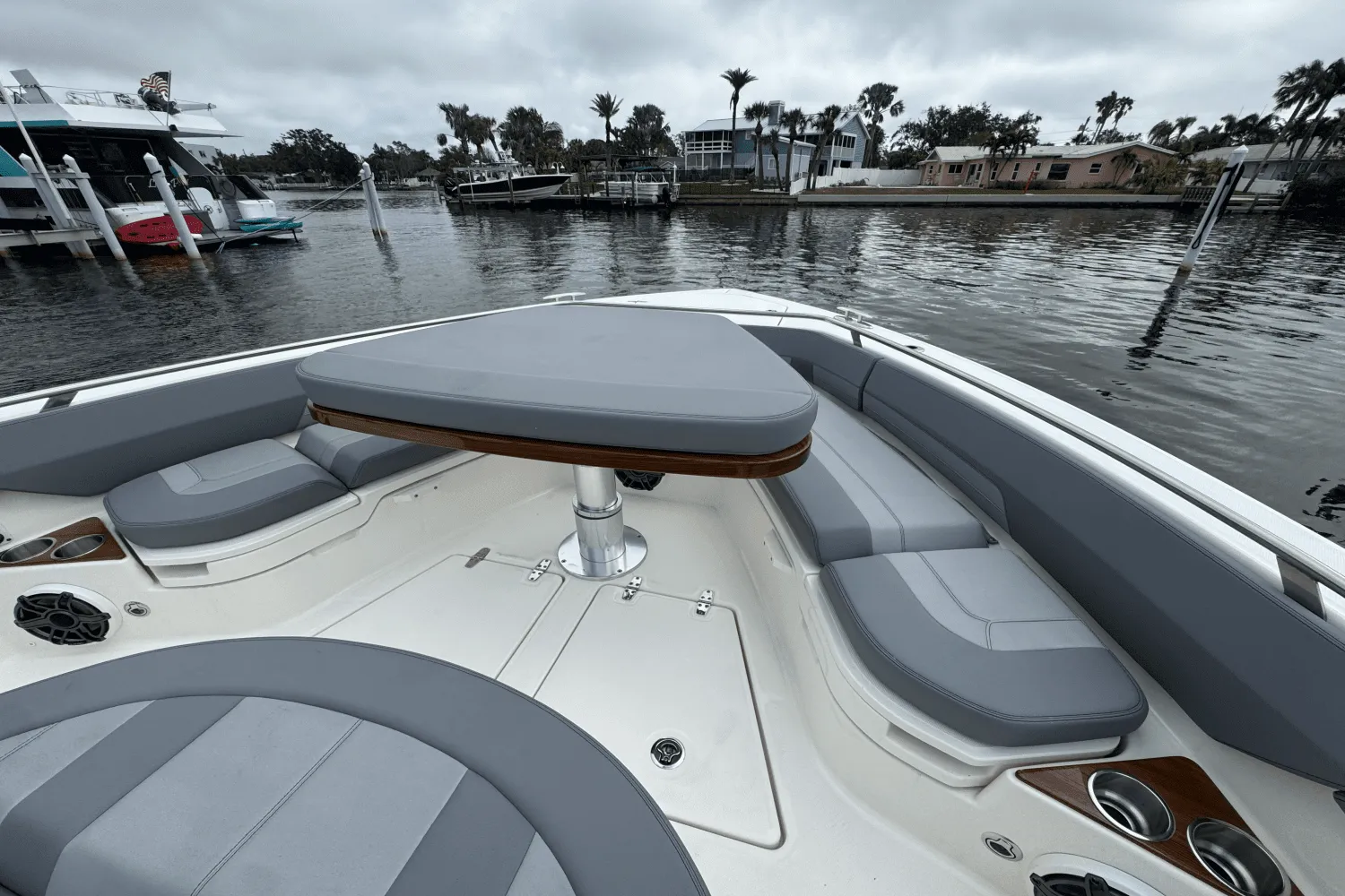 2025 Boston Whaler 420 Outrage Image Thumbnail #23