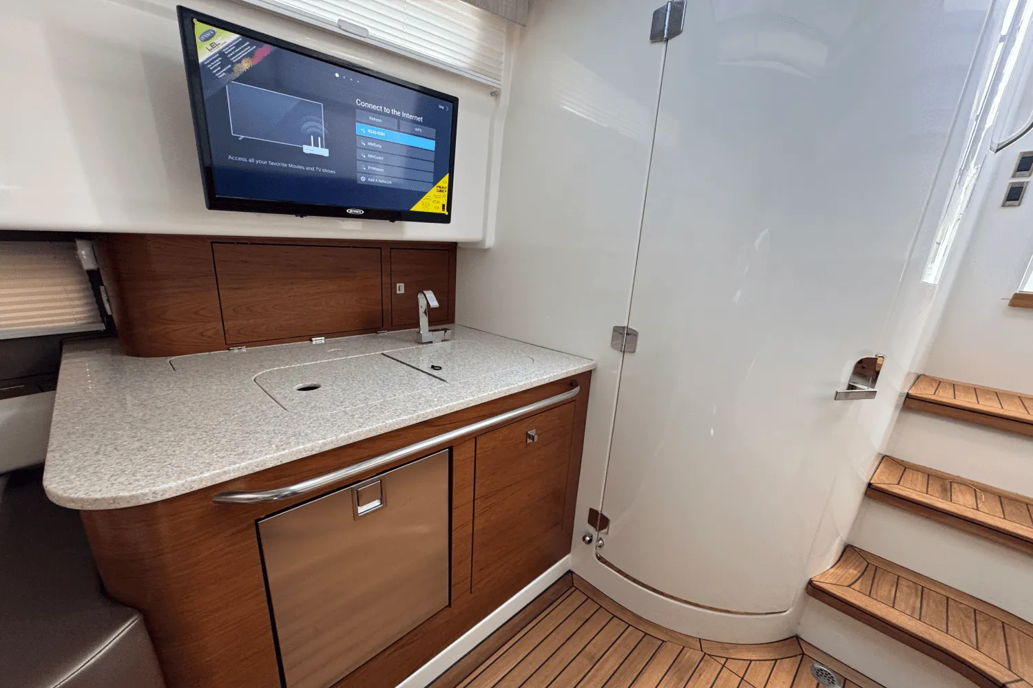 2025 Boston Whaler 420 Outrage Image Thumbnail #29