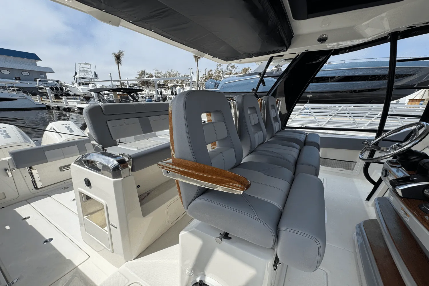 2025 Boston Whaler 420 Outrage Image Thumbnail #35