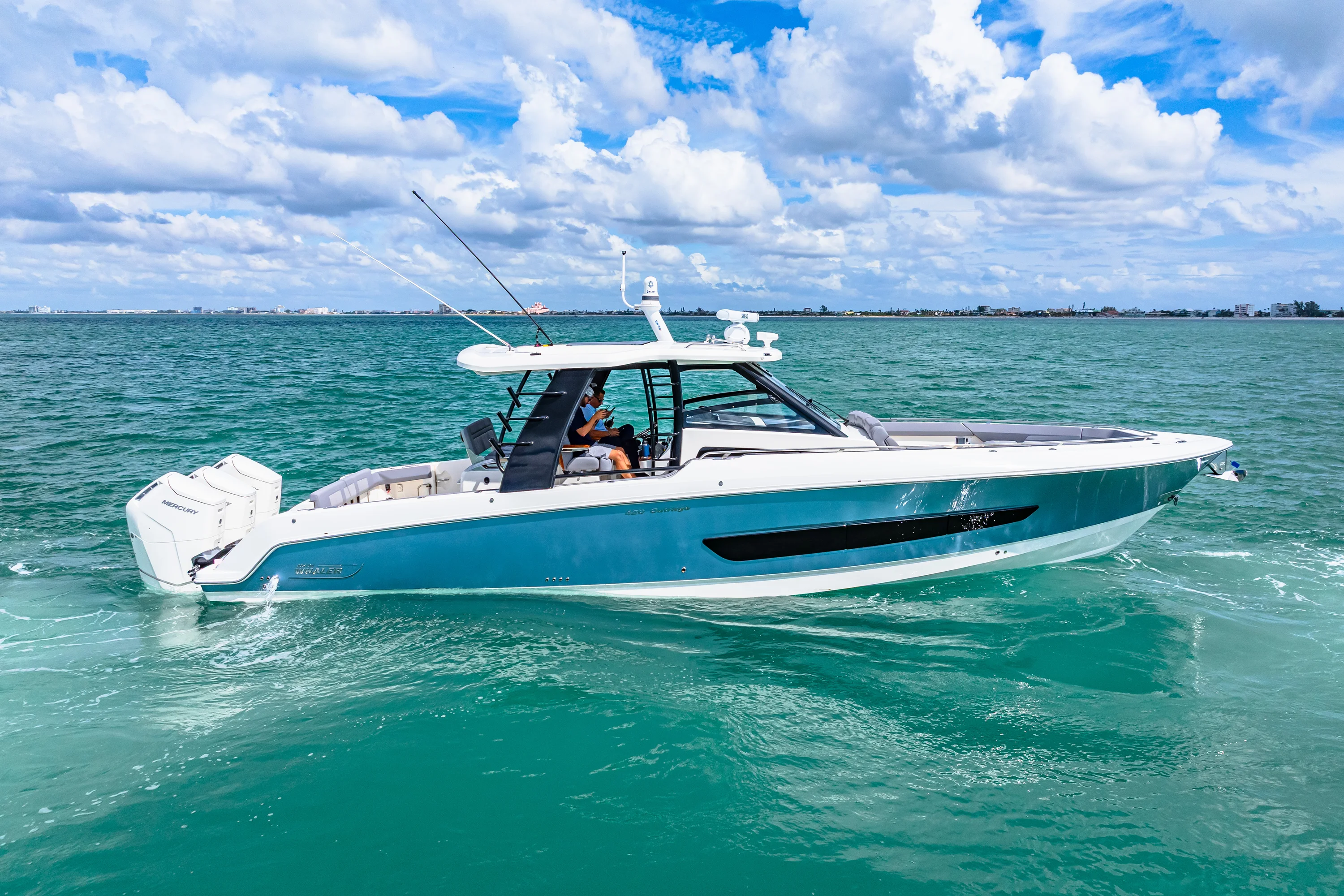 2025 Boston Whaler 420 Outrage Image Thumbnail #22