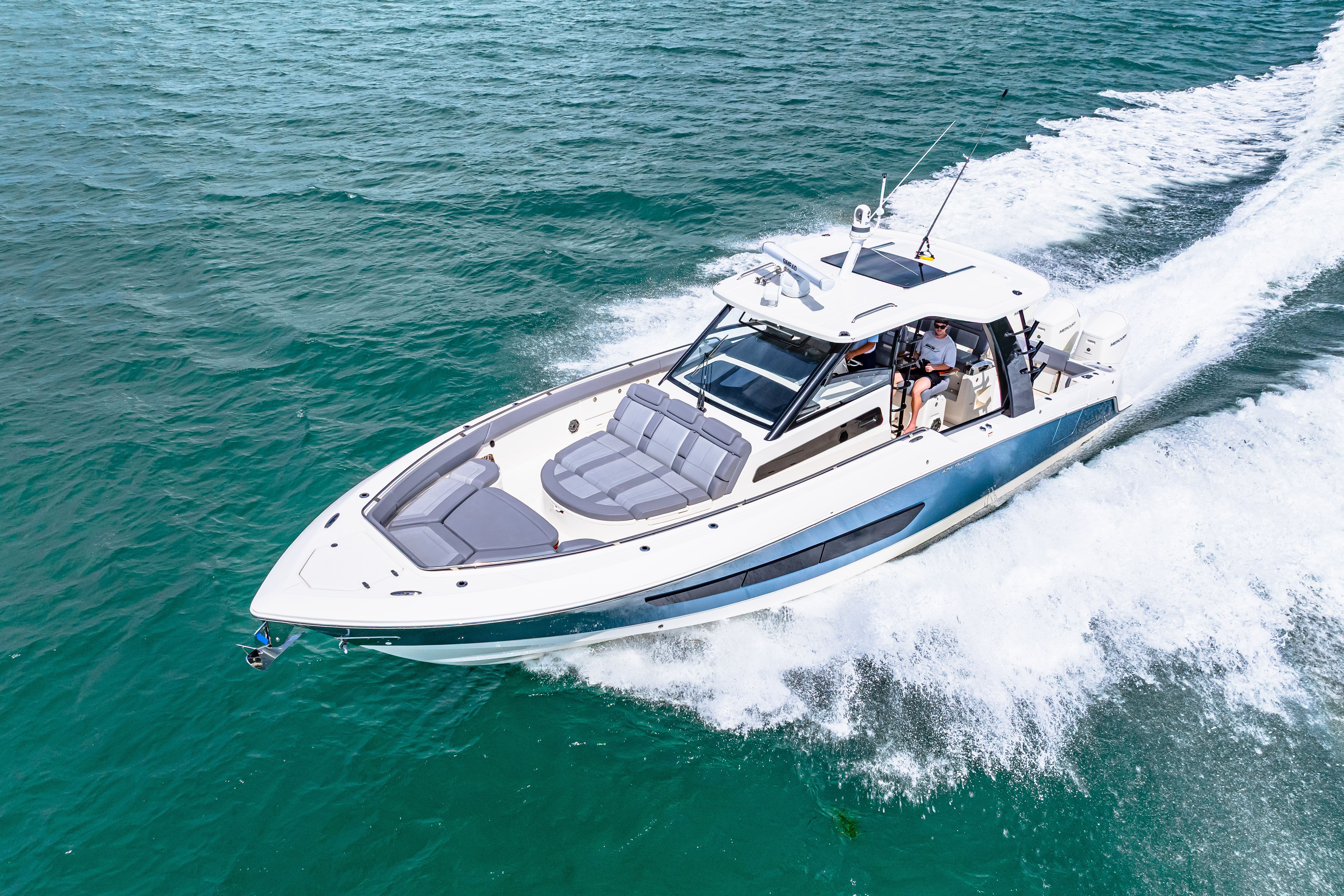 2025 Boston Whaler 420 Outrage Image Thumbnail #28